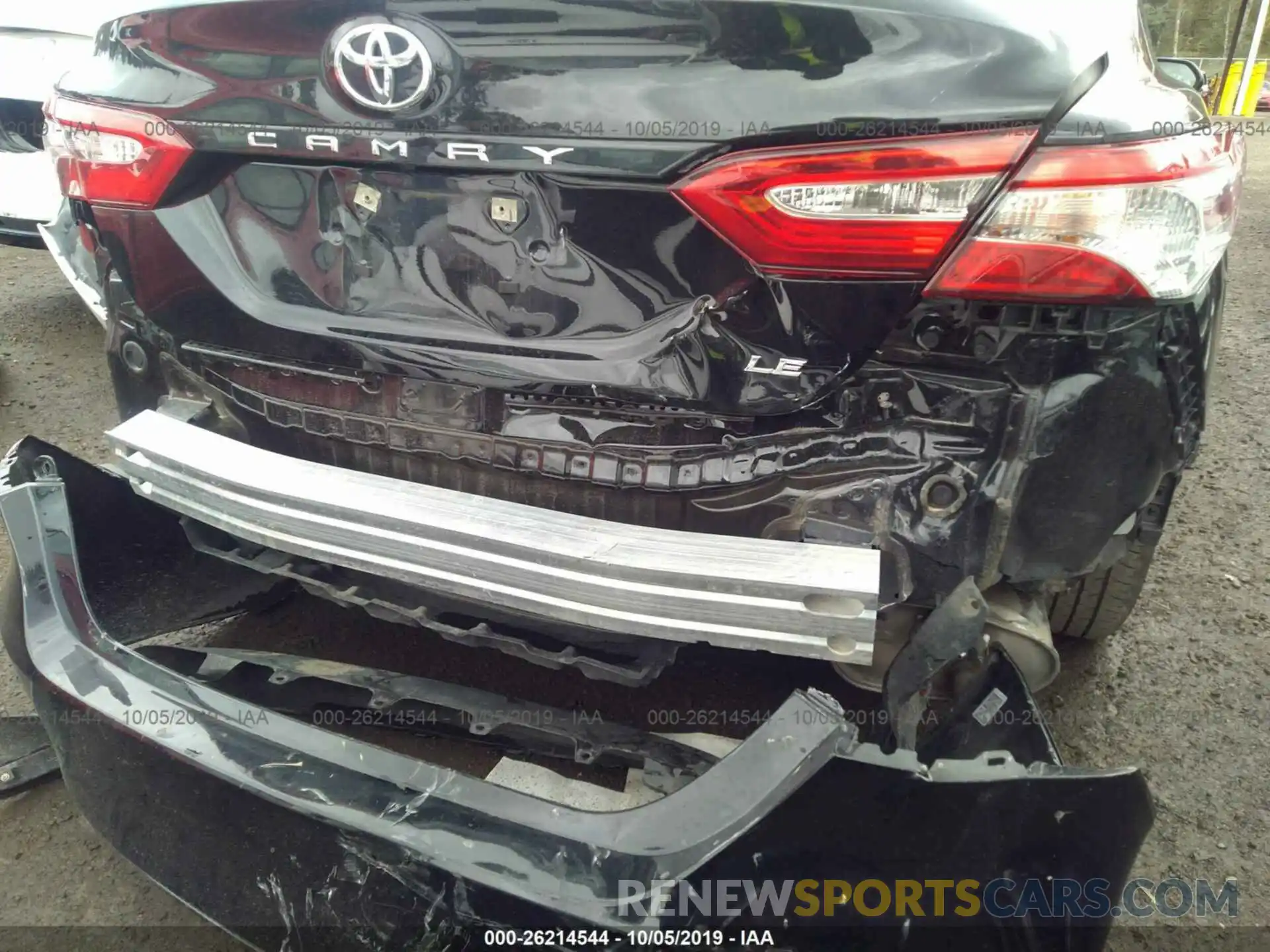 6 Photograph of a damaged car 4T1B11HK0KU214916 TOYOTA CAMRY 2019