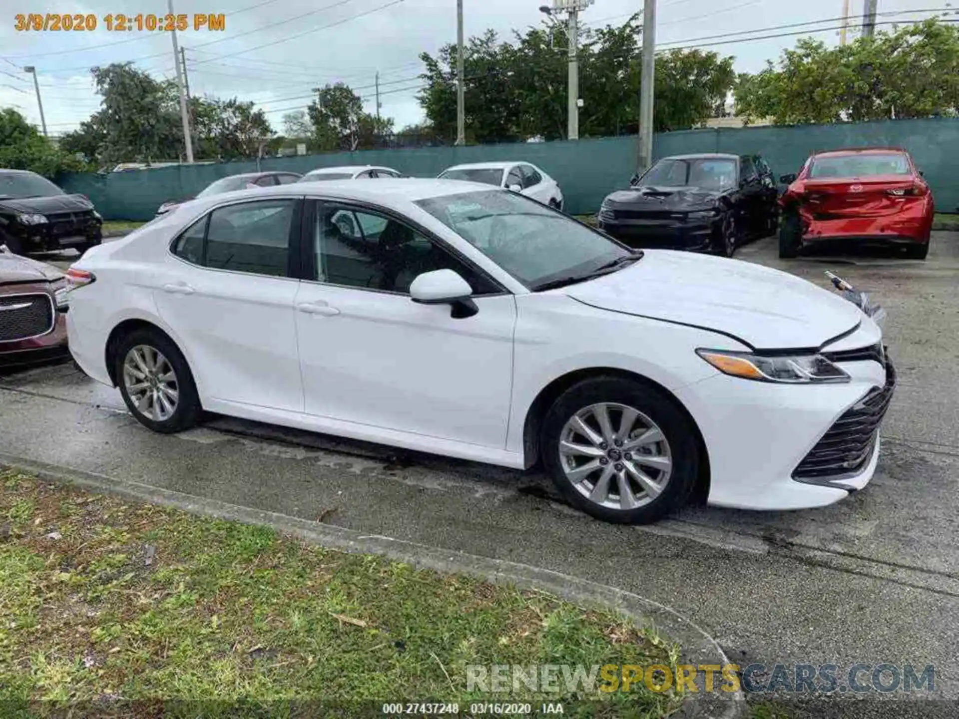 7 Photograph of a damaged car 4T1B11HK0KU217489 TOYOTA CAMRY 2019