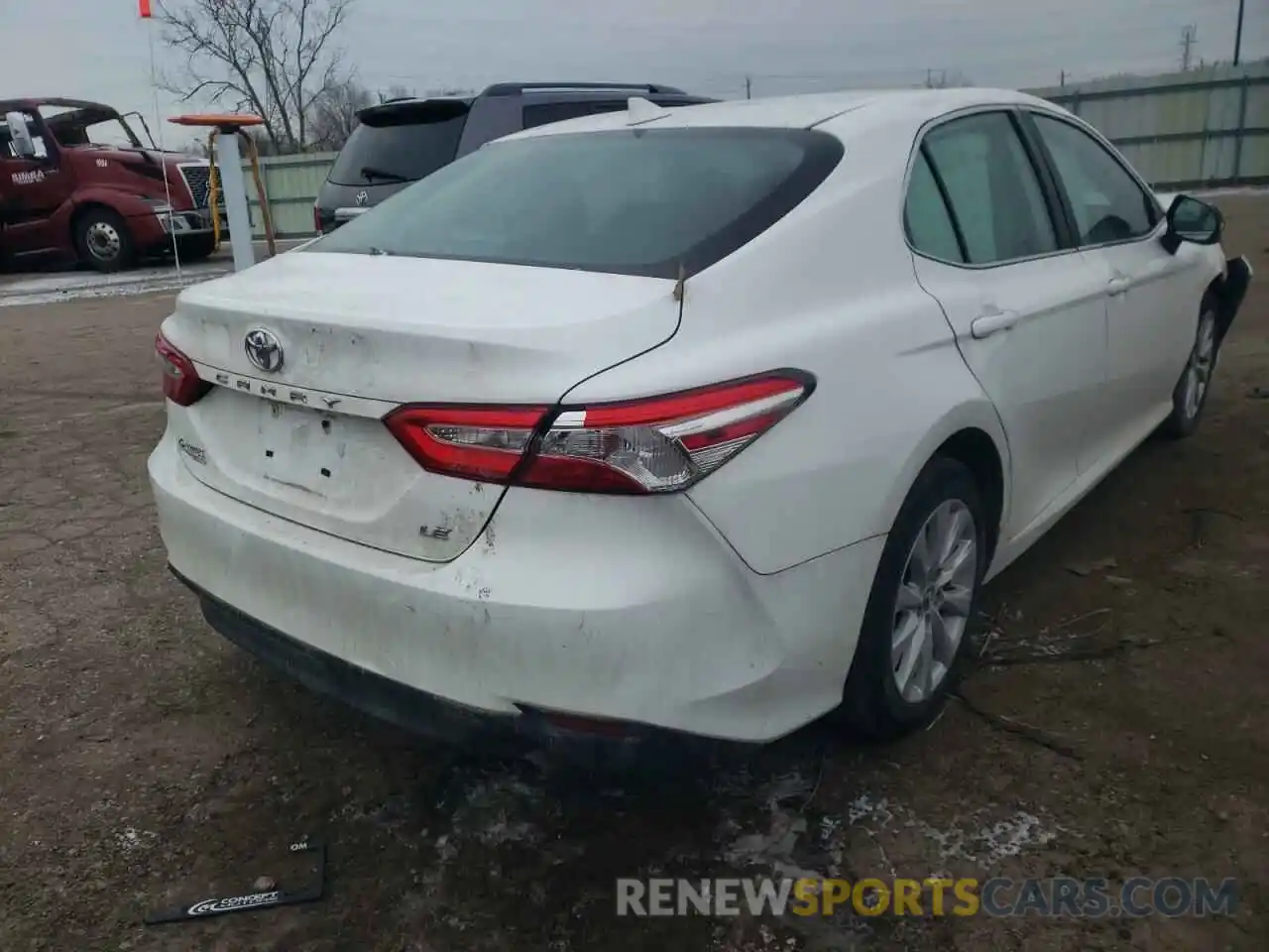 4 Photograph of a damaged car 4T1B11HK0KU217539 TOYOTA CAMRY 2019