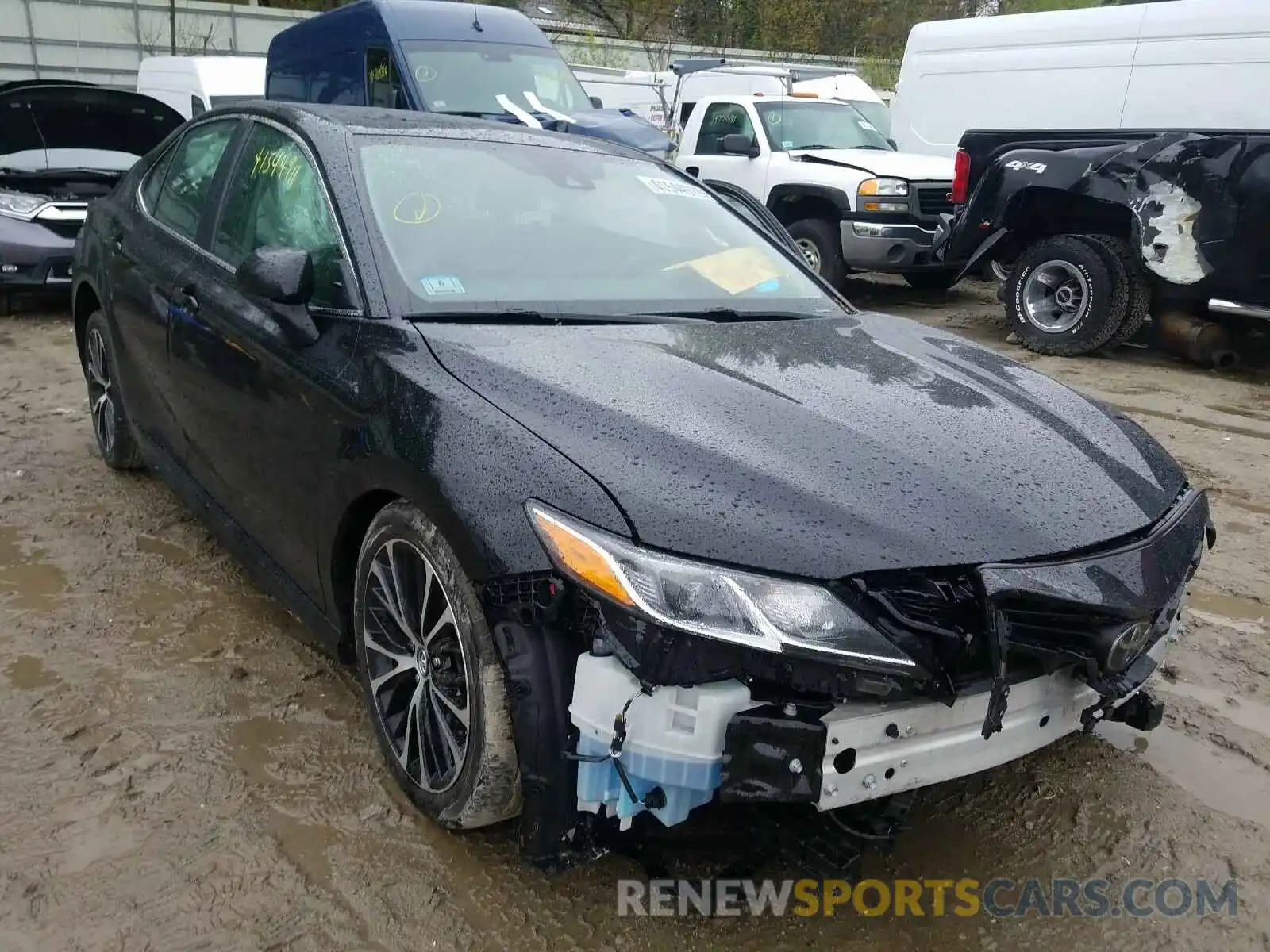 1 Photograph of a damaged car 4T1B11HK0KU219047 TOYOTA CAMRY 2019