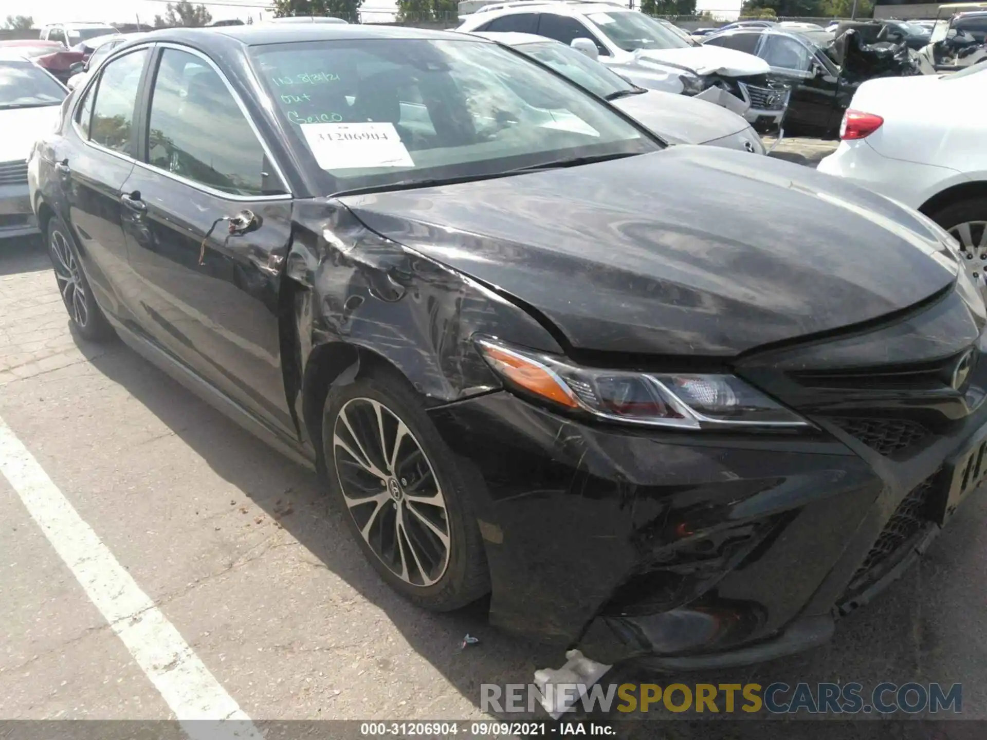 6 Photograph of a damaged car 4T1B11HK0KU220442 TOYOTA CAMRY 2019