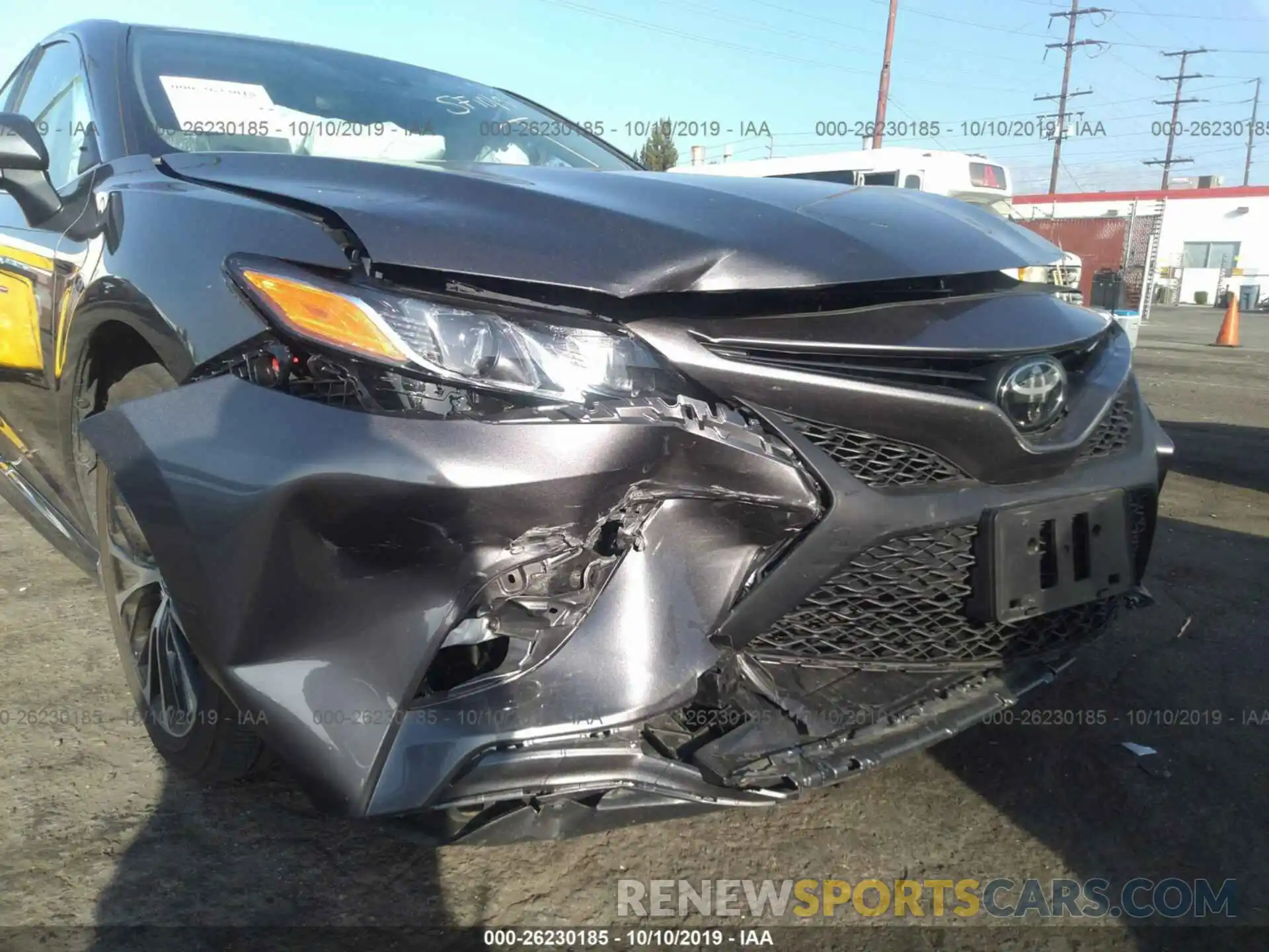 6 Photograph of a damaged car 4T1B11HK0KU220960 TOYOTA CAMRY 2019