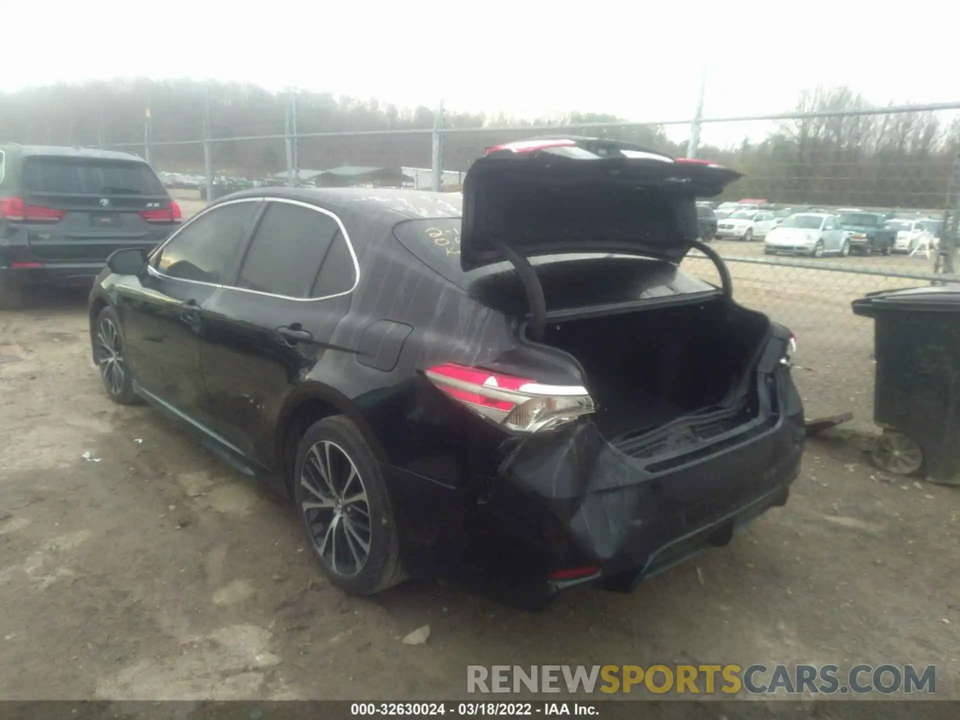 5 Photograph of a damaged car 4T1B11HK0KU221767 TOYOTA CAMRY 2019