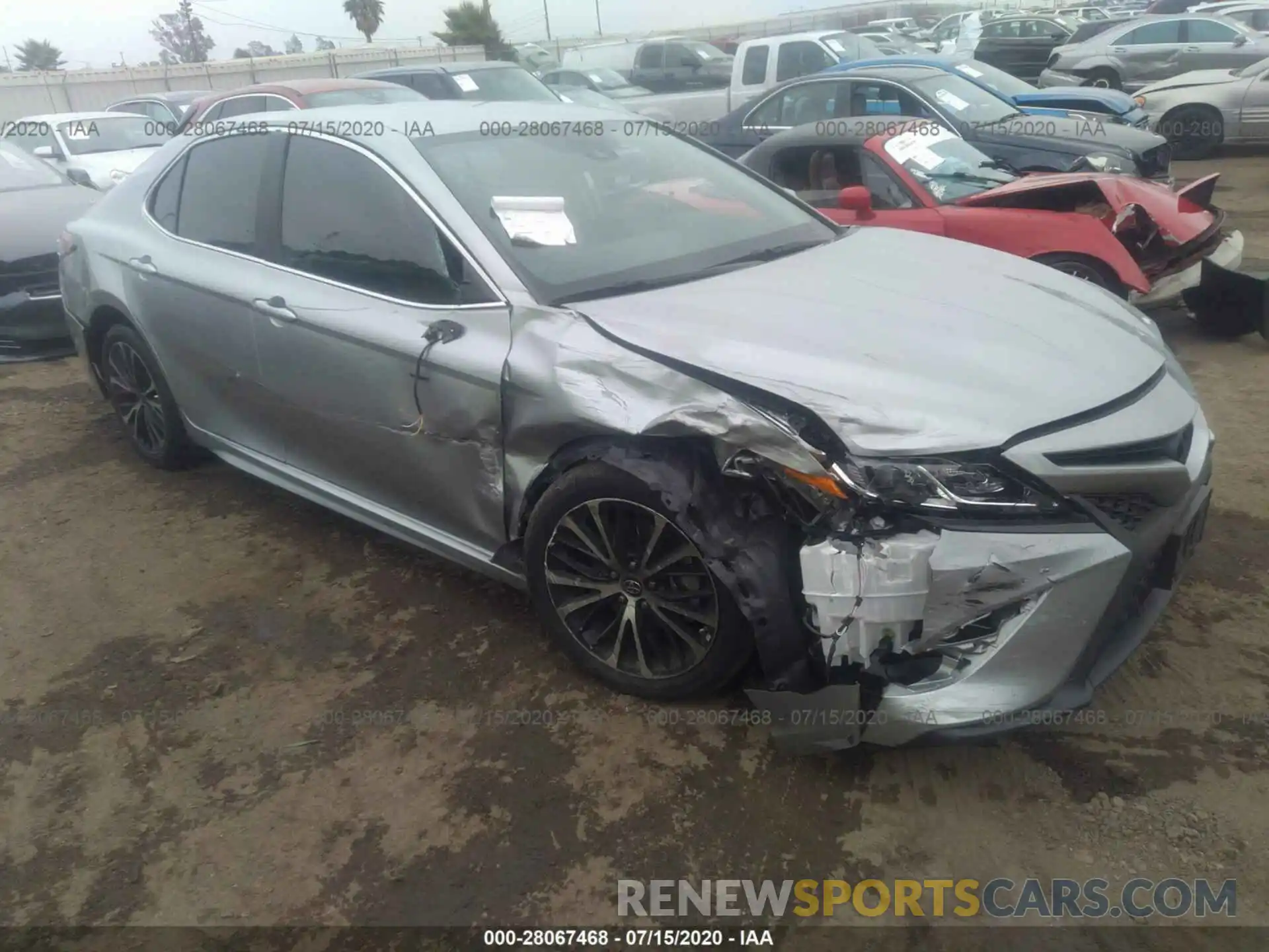 1 Photograph of a damaged car 4T1B11HK0KU222126 TOYOTA CAMRY 2019