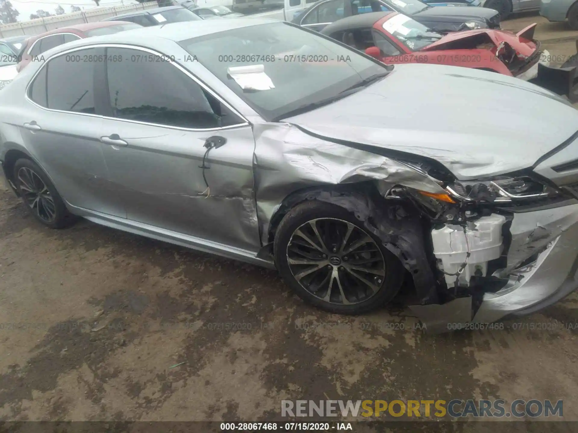 6 Photograph of a damaged car 4T1B11HK0KU222126 TOYOTA CAMRY 2019