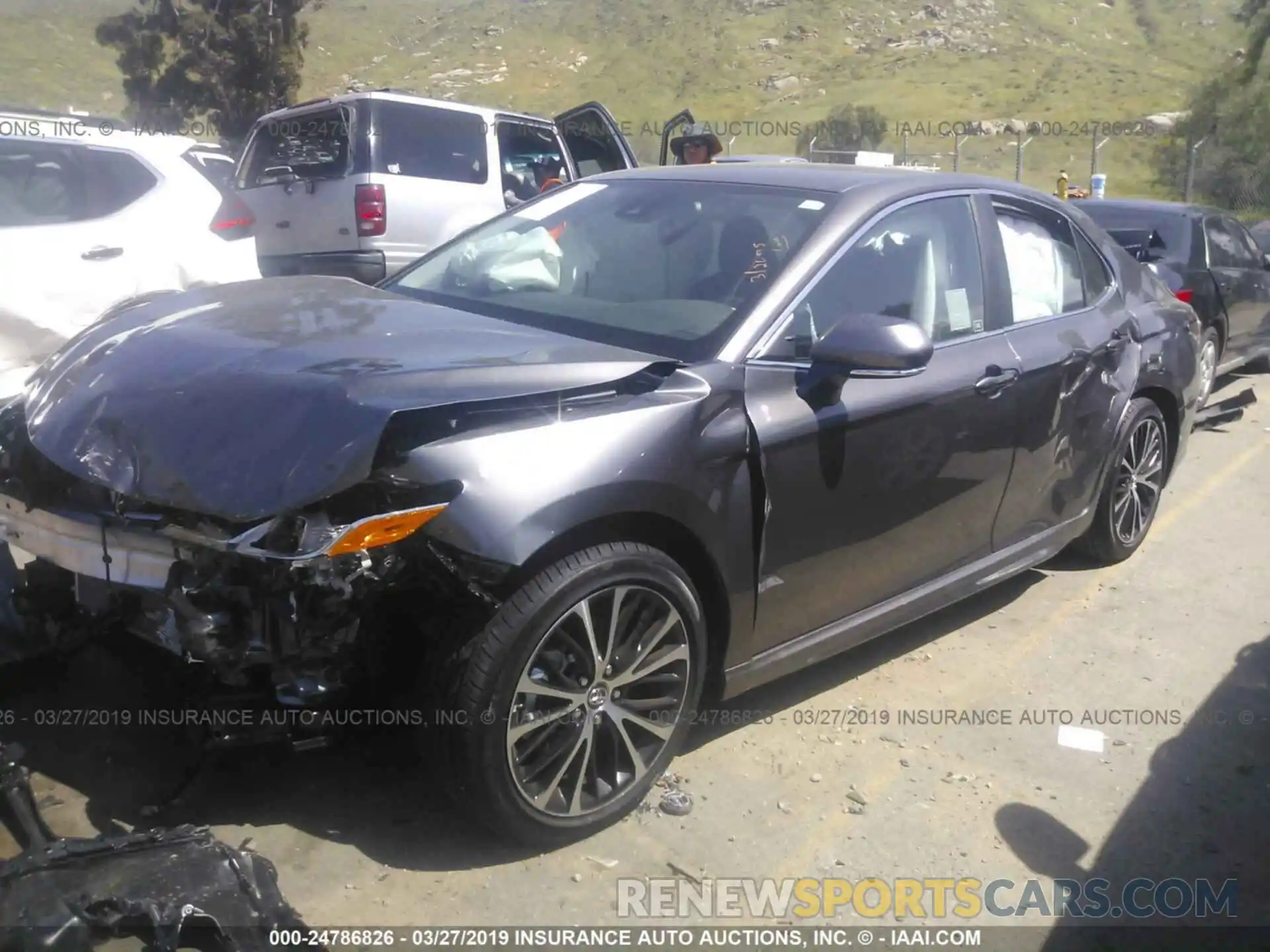 2 Photograph of a damaged car 4T1B11HK0KU227293 TOYOTA CAMRY 2019