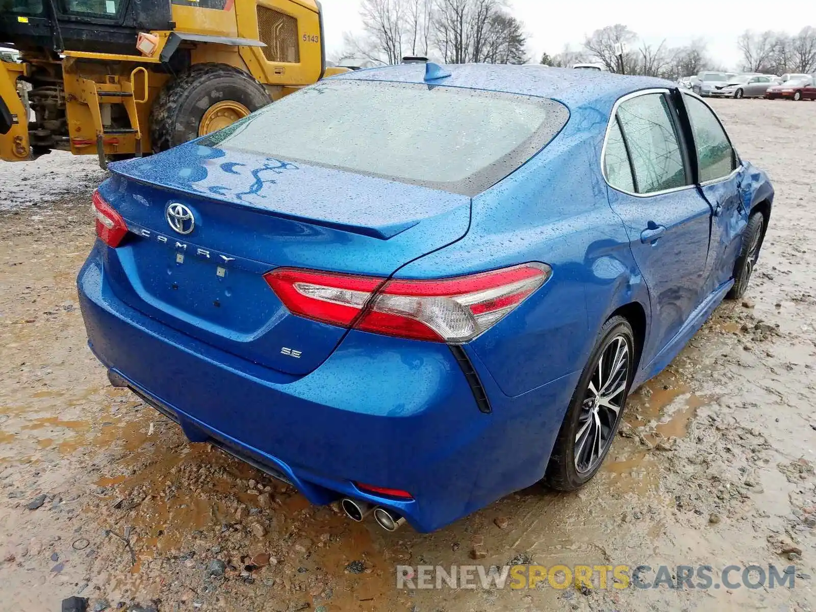 4 Фотография поврежденного автомобиля 4T1B11HK0KU227388 TOYOTA CAMRY 2019