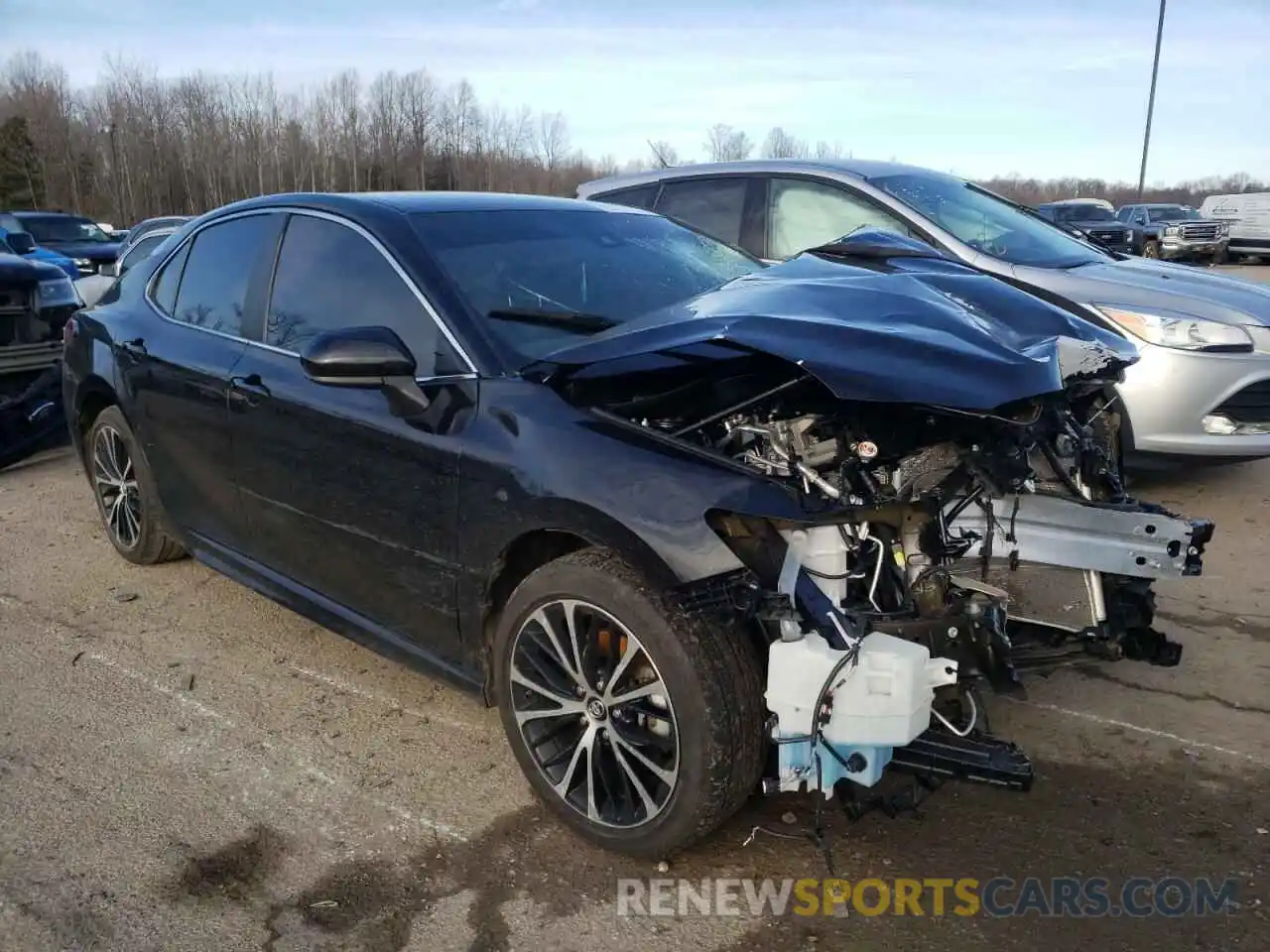 1 Photograph of a damaged car 4T1B11HK0KU227925 TOYOTA CAMRY 2019