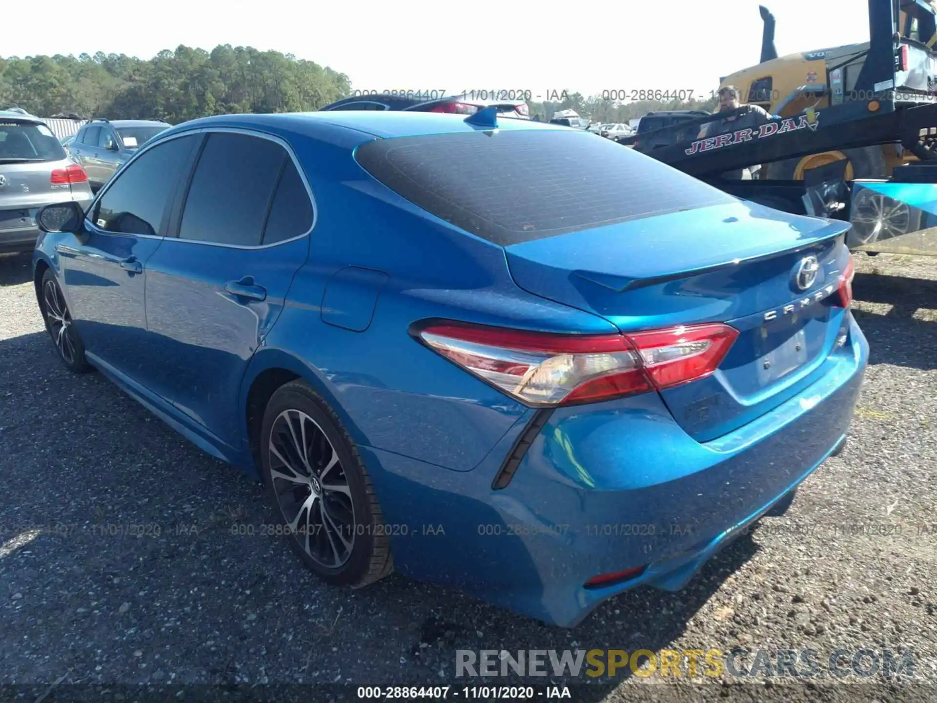 3 Photograph of a damaged car 4T1B11HK0KU231179 TOYOTA CAMRY 2019