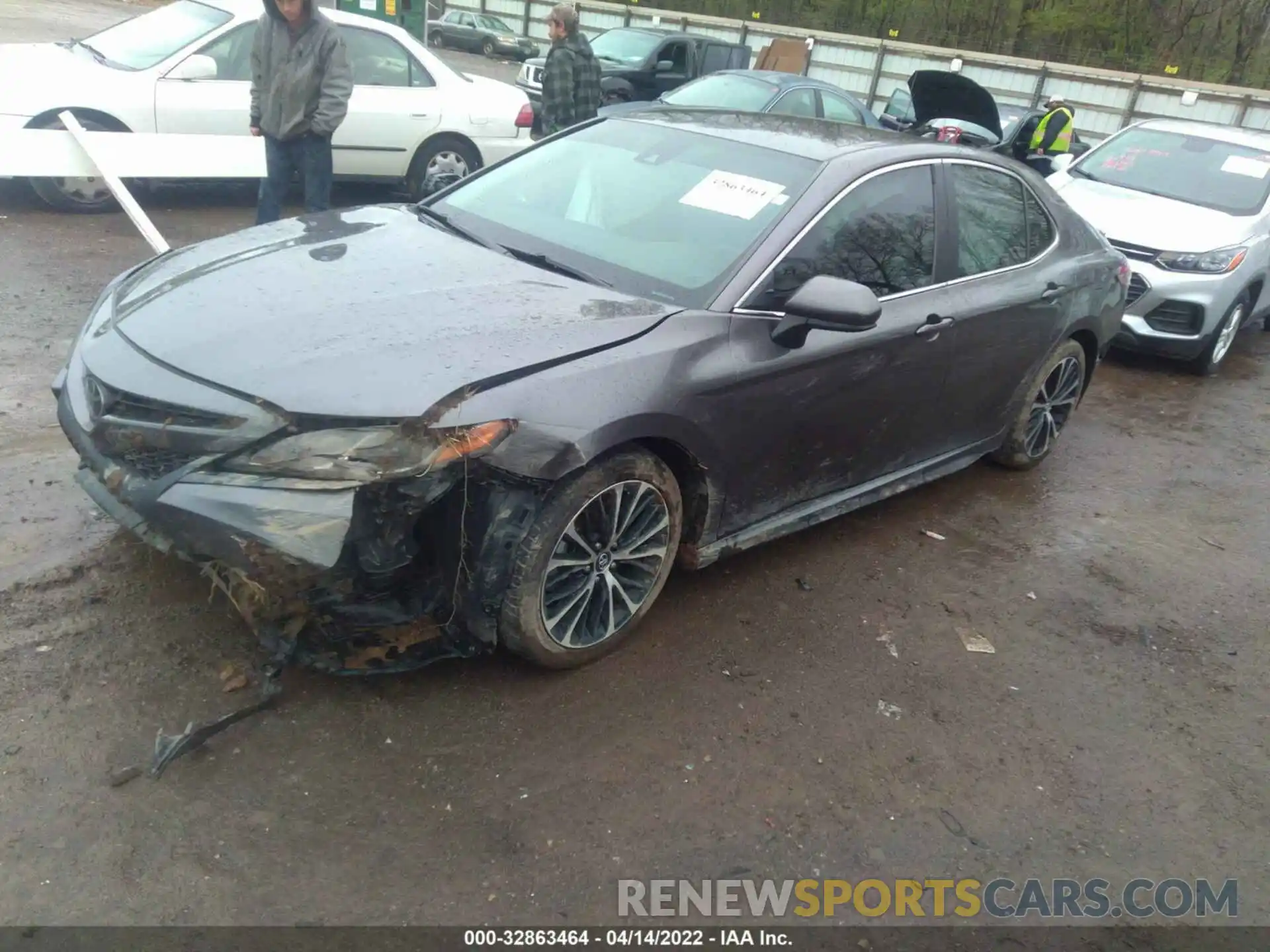 2 Photograph of a damaged car 4T1B11HK0KU231893 TOYOTA CAMRY 2019