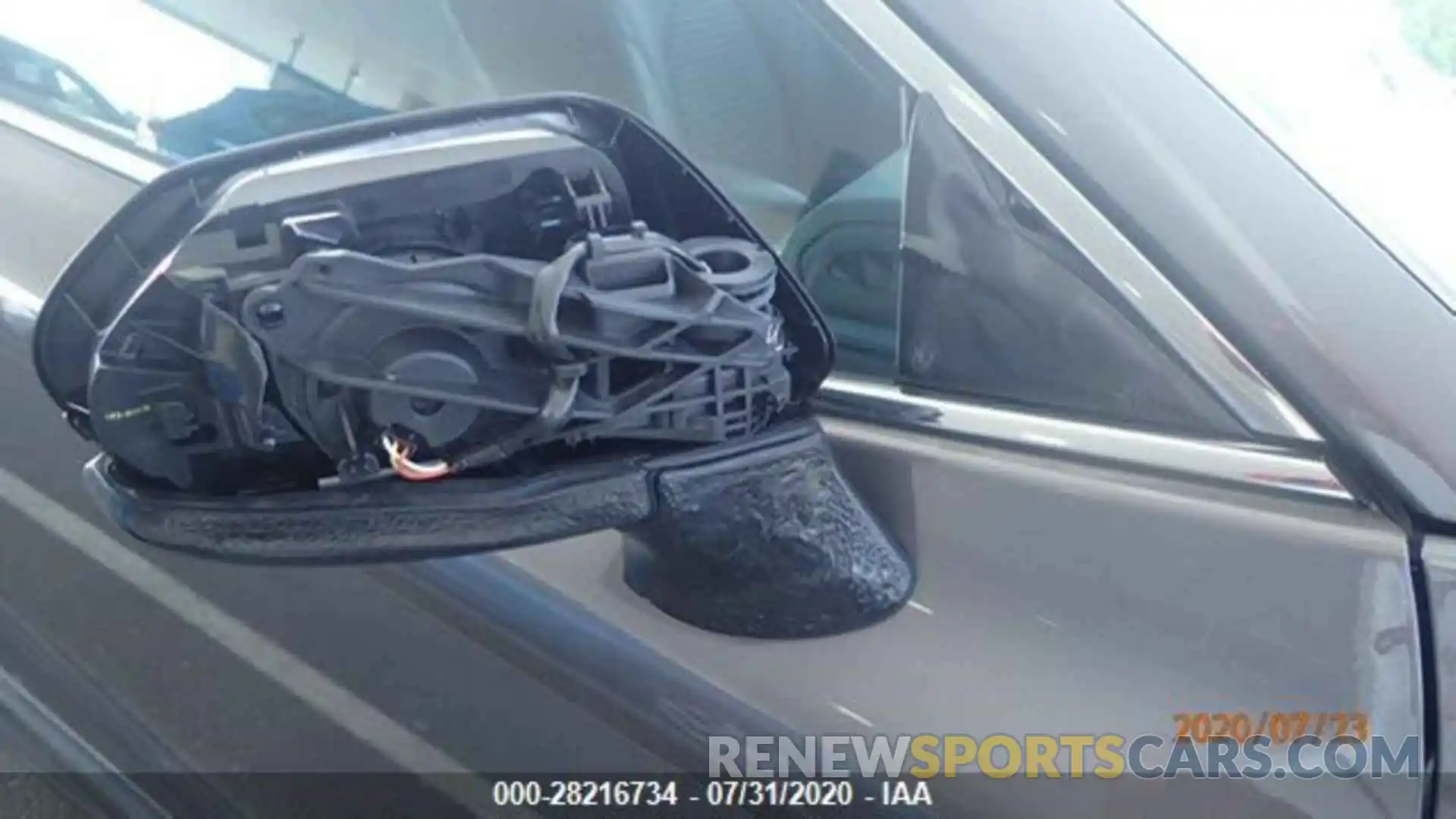 10 Photograph of a damaged car 4T1B11HK0KU232039 TOYOTA CAMRY 2019