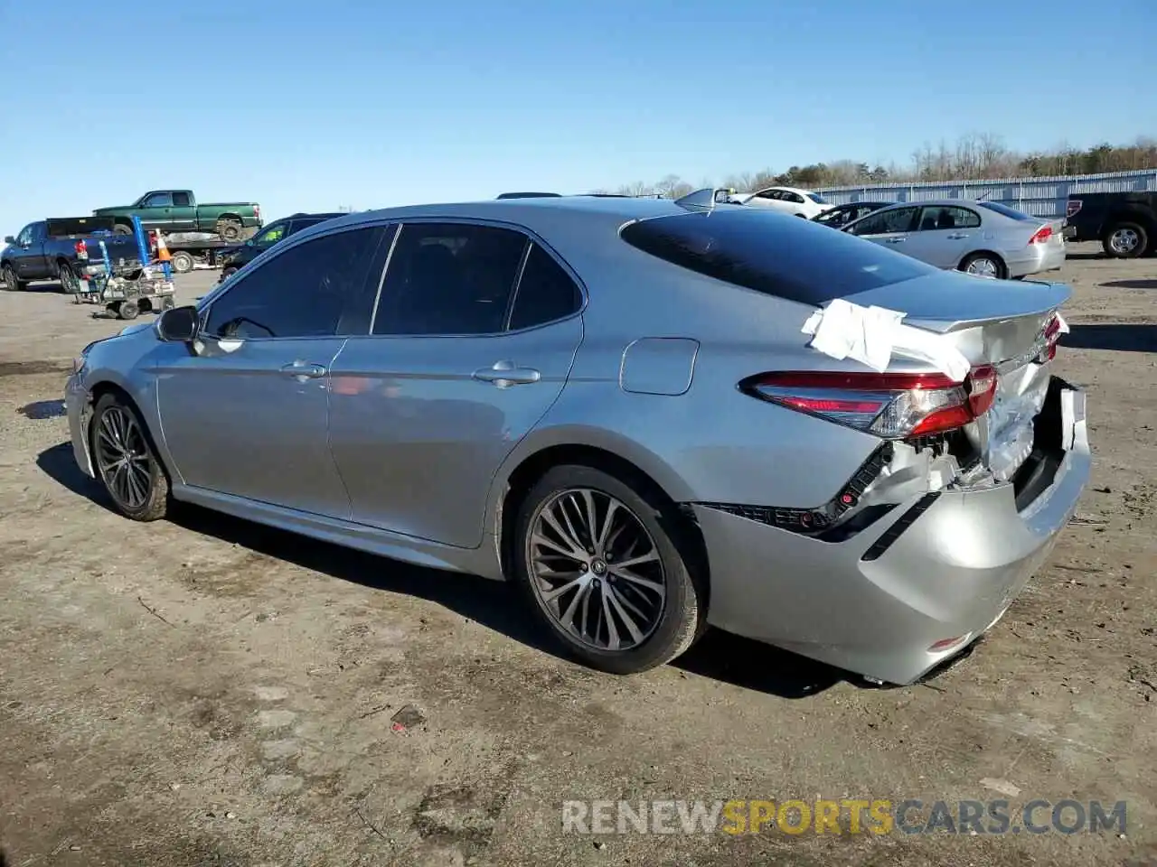 2 Фотография поврежденного автомобиля 4T1B11HK0KU232932 TOYOTA CAMRY 2019