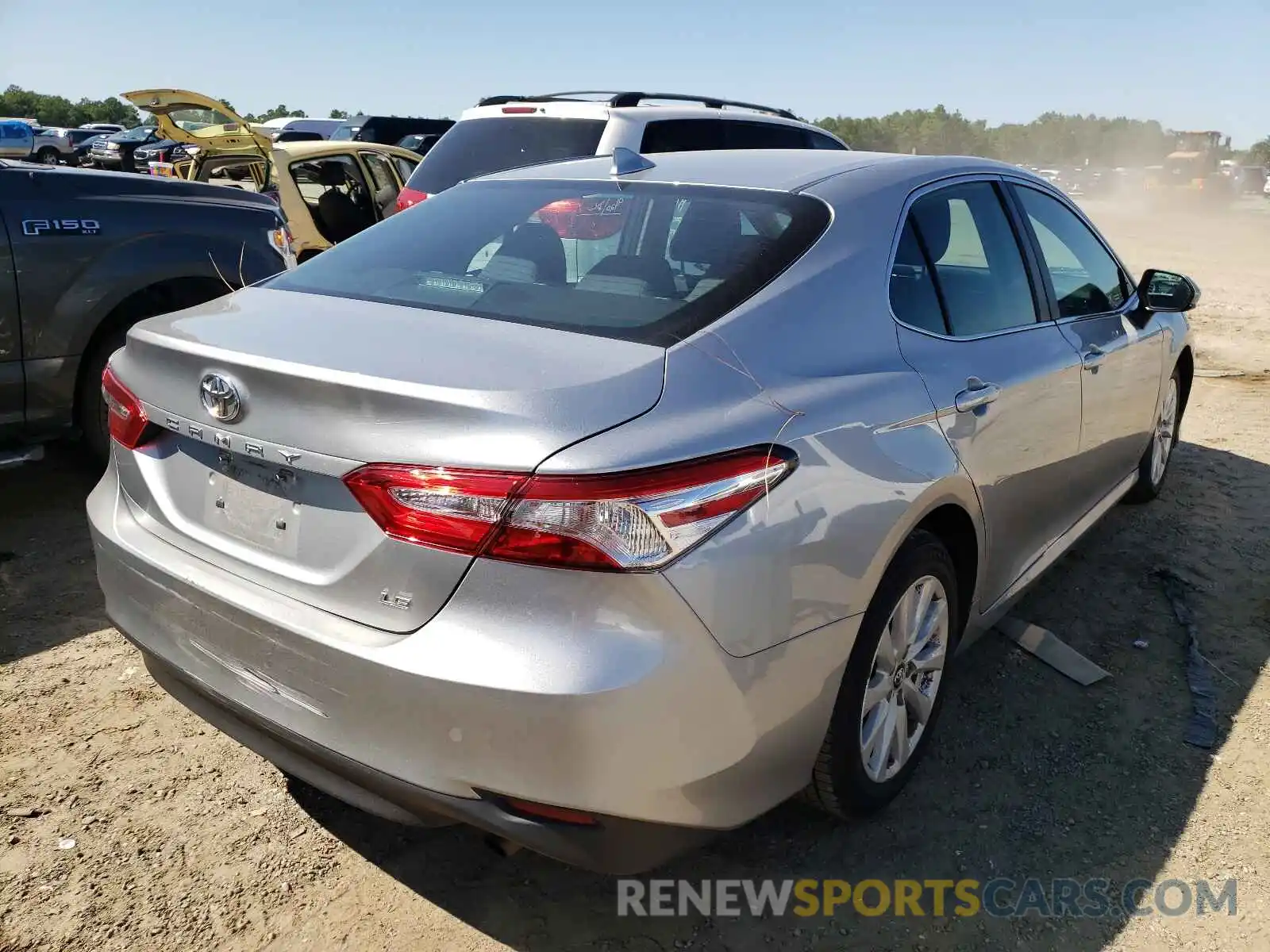 4 Photograph of a damaged car 4T1B11HK0KU234034 TOYOTA CAMRY 2019