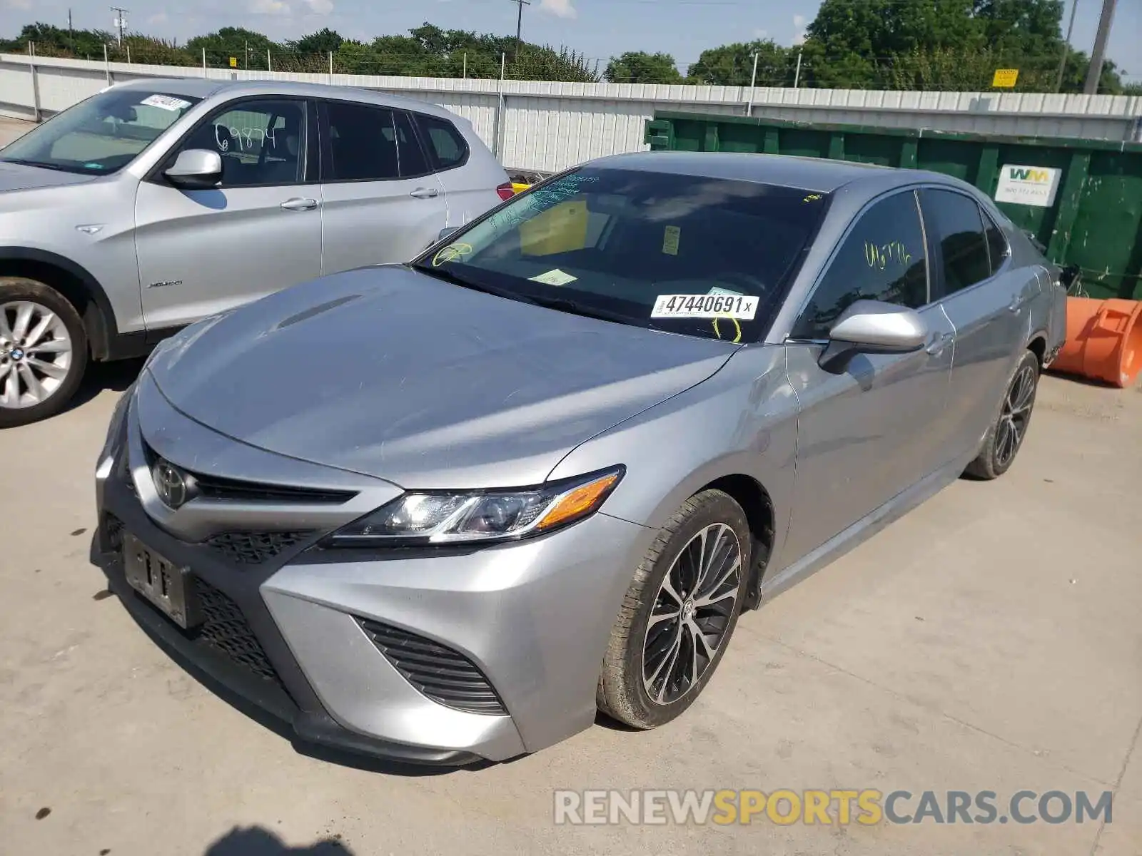 2 Photograph of a damaged car 4T1B11HK0KU234521 TOYOTA CAMRY 2019