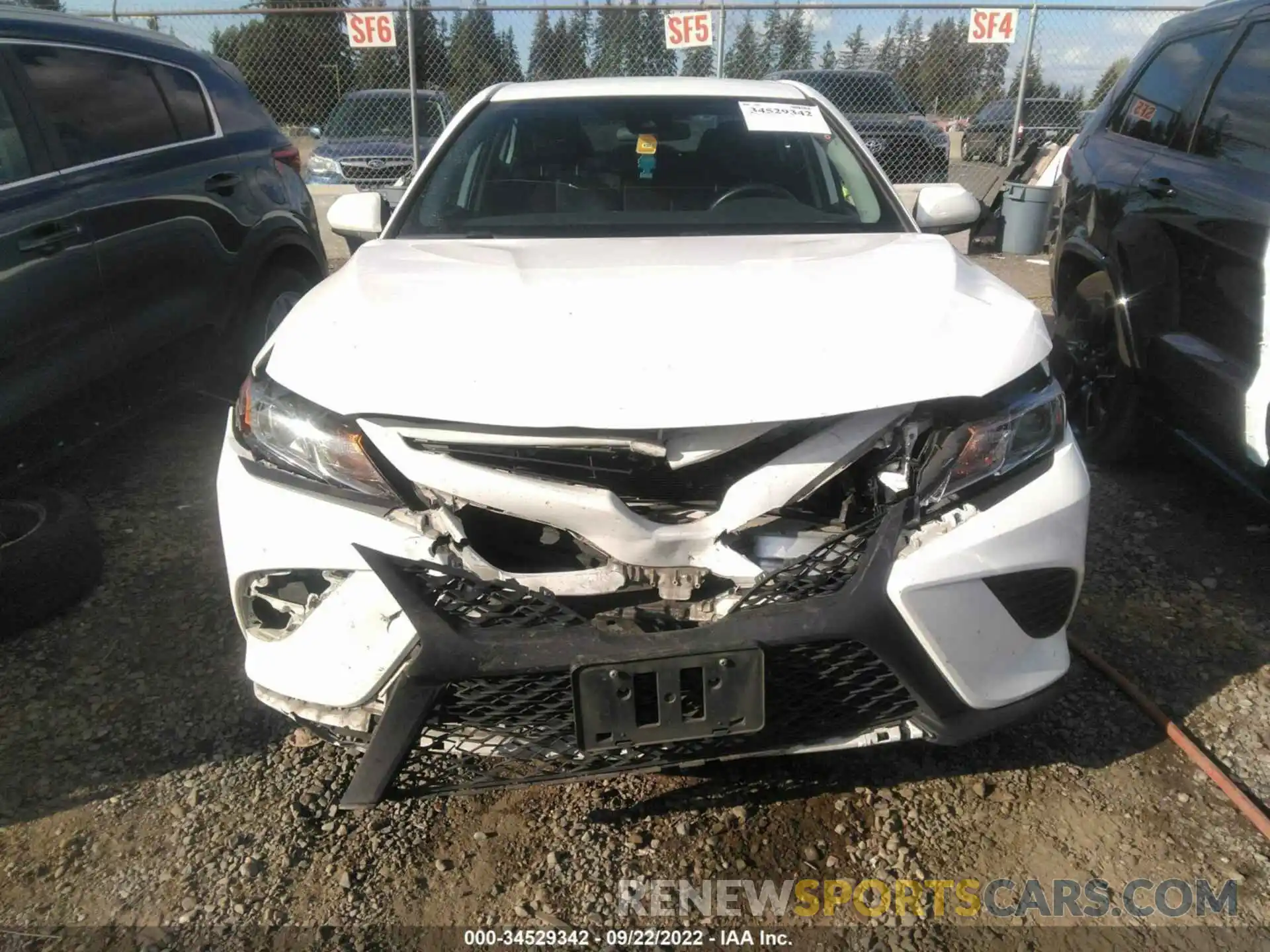 6 Photograph of a damaged car 4T1B11HK0KU235958 TOYOTA CAMRY 2019