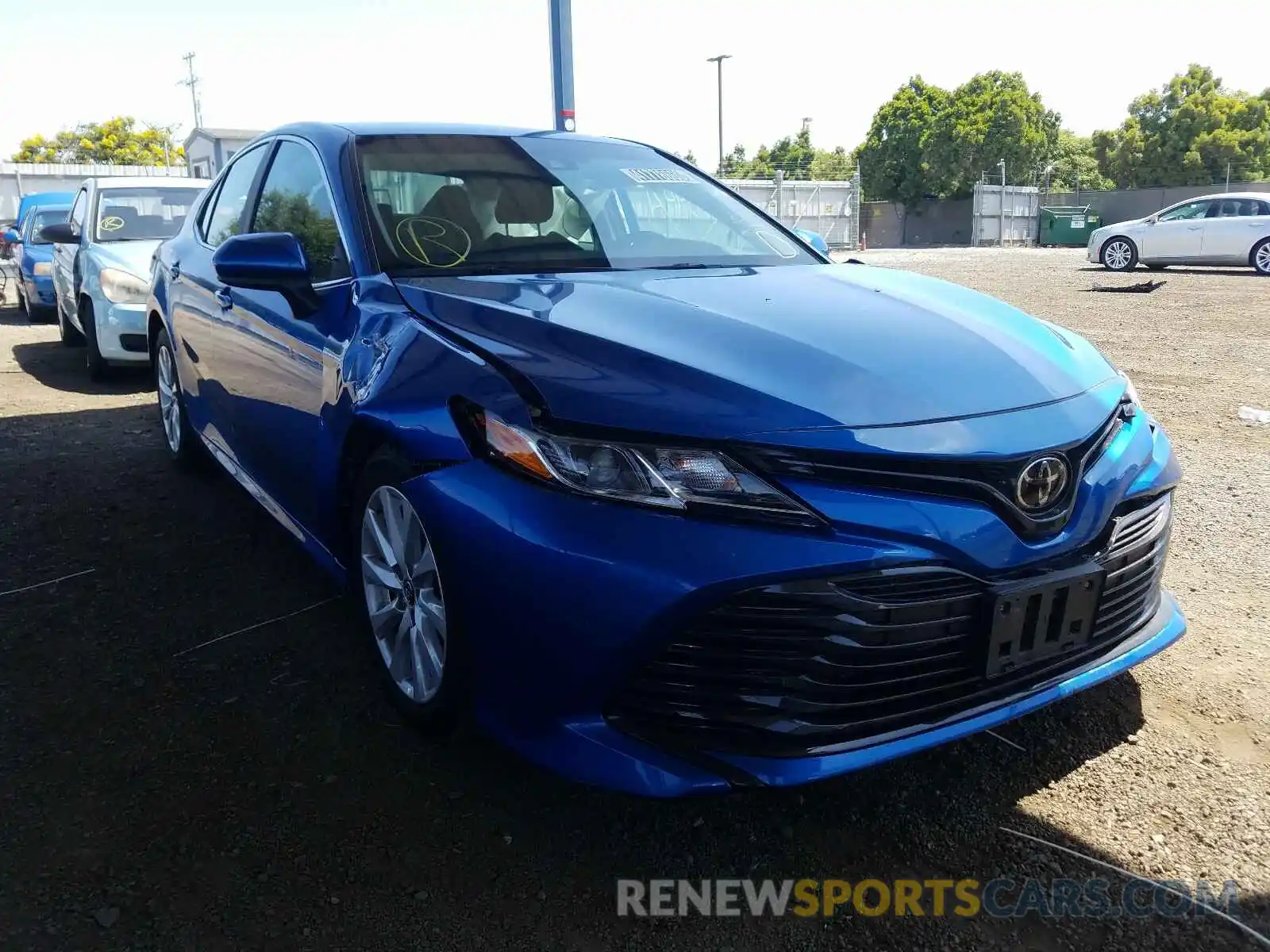 1 Photograph of a damaged car 4T1B11HK0KU236690 TOYOTA CAMRY 2019