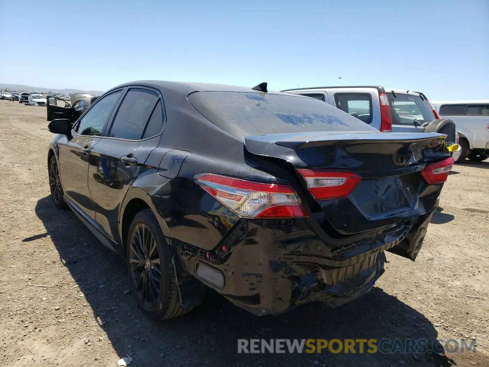 3 Photograph of a damaged car 4T1B11HK0KU238438 TOYOTA CAMRY 2019