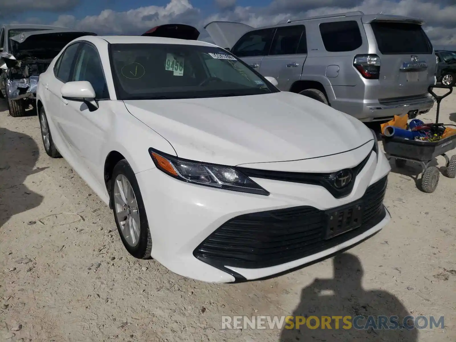 1 Photograph of a damaged car 4T1B11HK0KU238603 TOYOTA CAMRY 2019