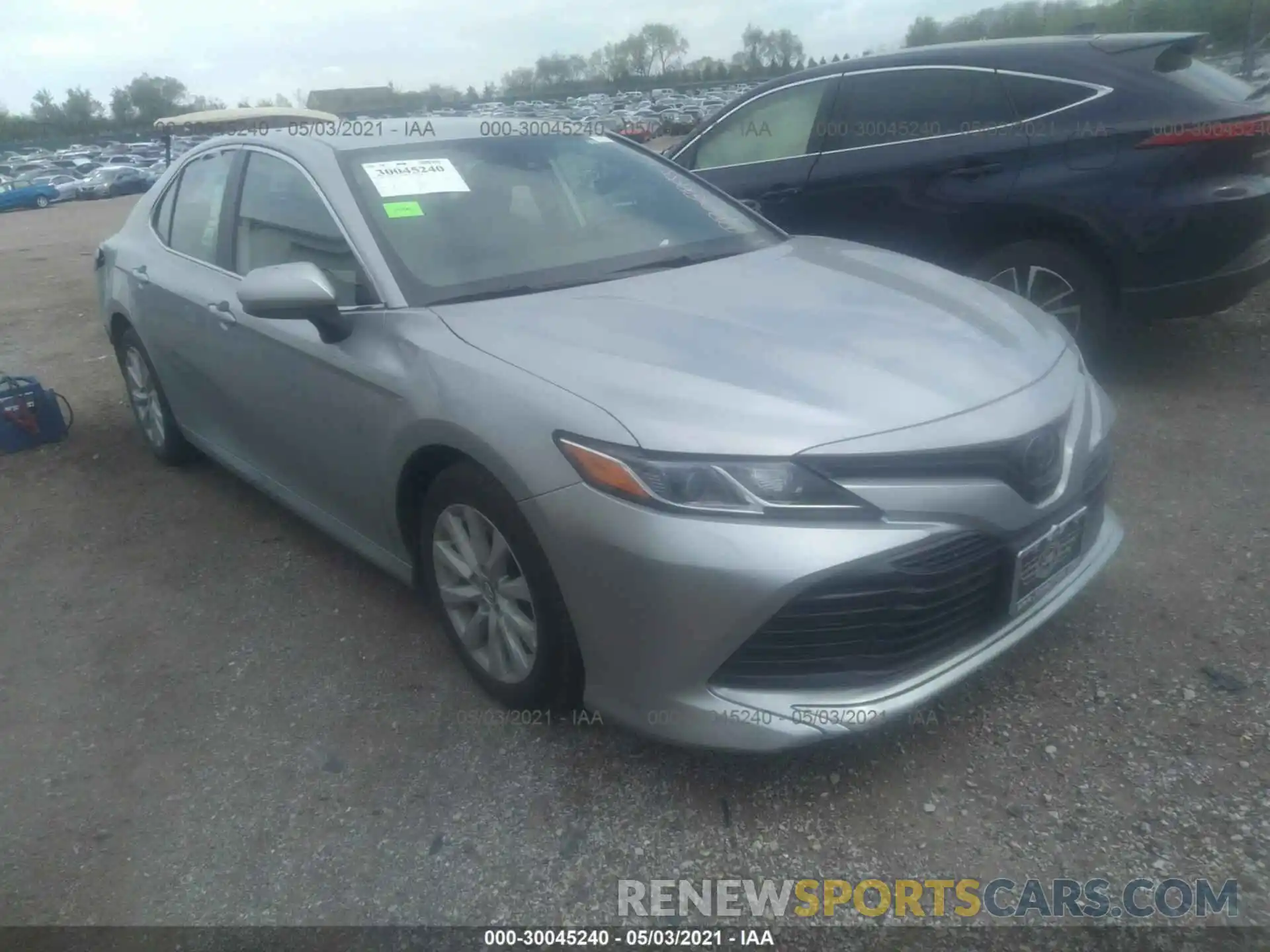 1 Photograph of a damaged car 4T1B11HK0KU239279 TOYOTA CAMRY 2019