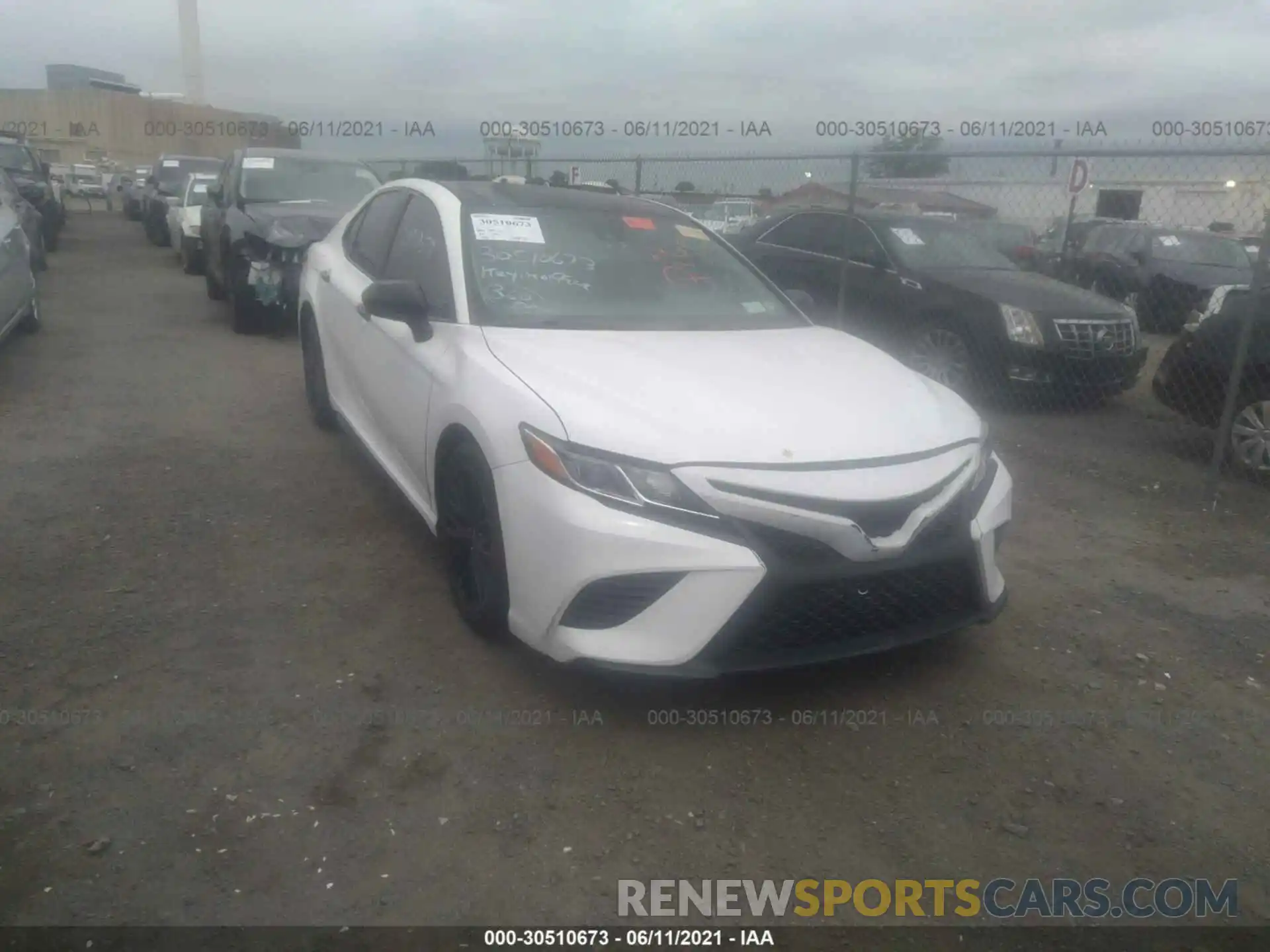 1 Photograph of a damaged car 4T1B11HK0KU240397 TOYOTA CAMRY 2019