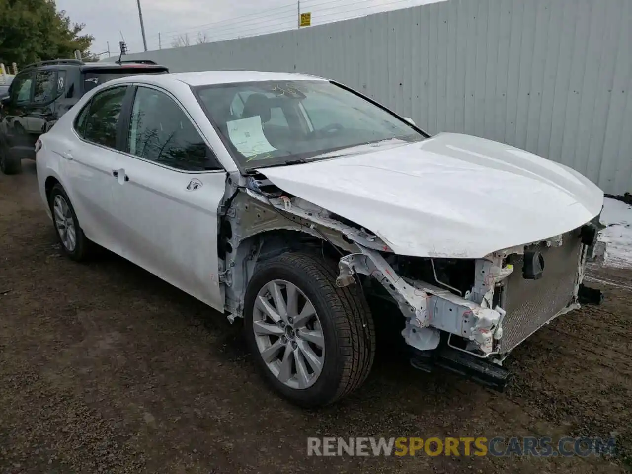 1 Photograph of a damaged car 4T1B11HK0KU240786 TOYOTA CAMRY 2019