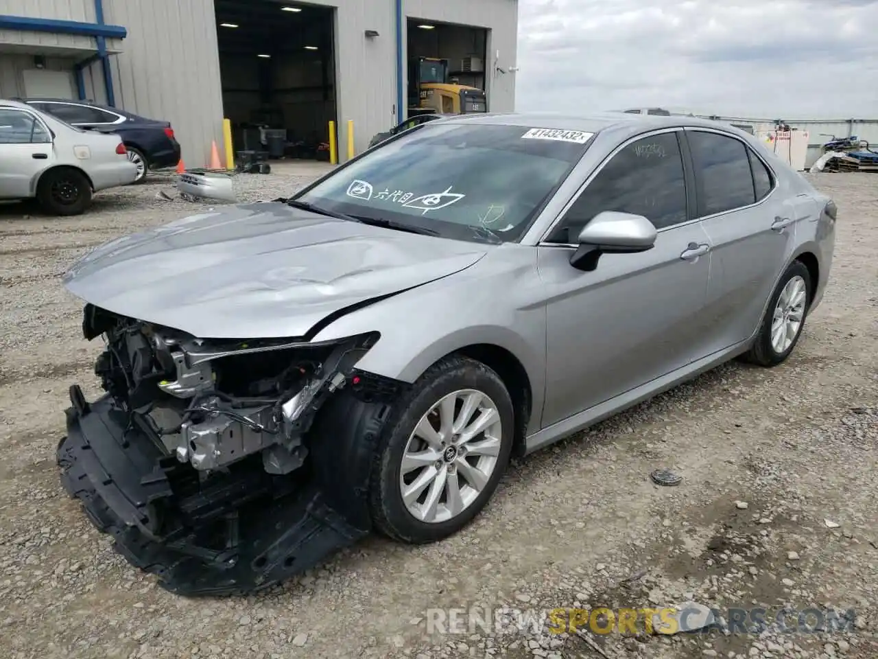 2 Photograph of a damaged car 4T1B11HK0KU241100 TOYOTA CAMRY 2019