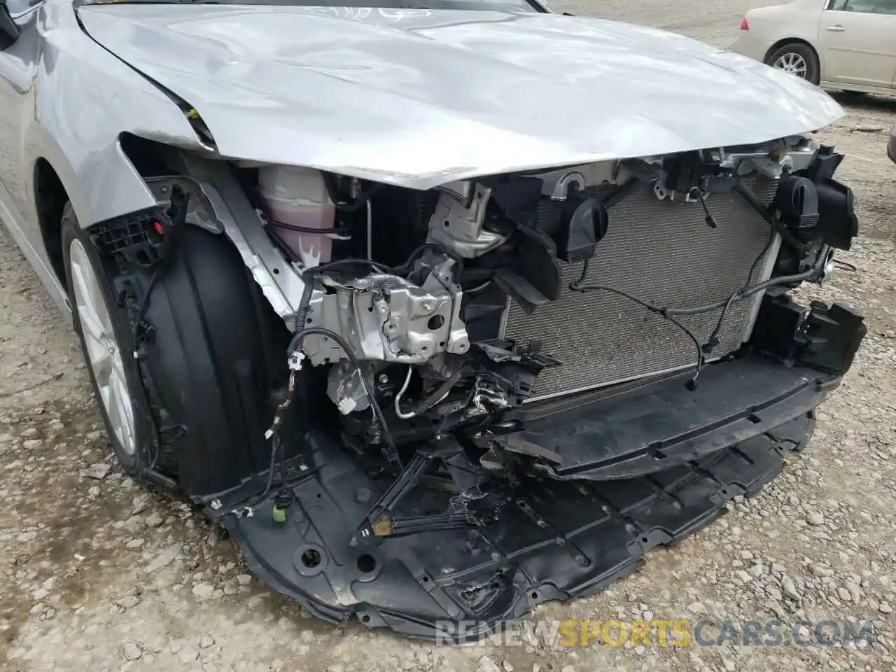 9 Photograph of a damaged car 4T1B11HK0KU241100 TOYOTA CAMRY 2019