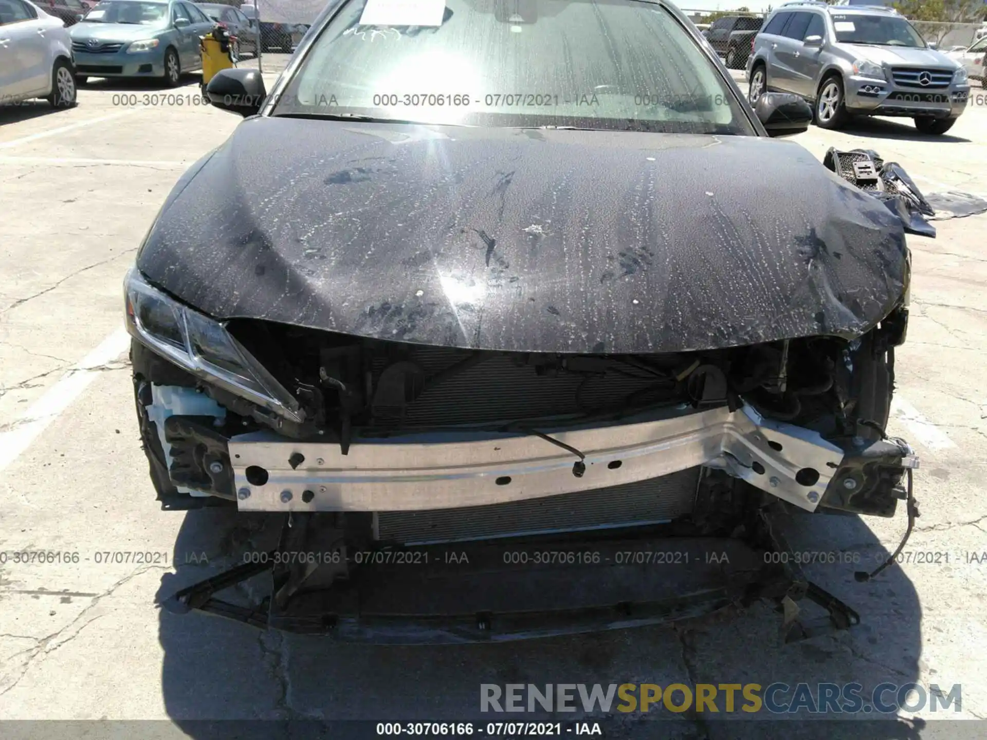 6 Photograph of a damaged car 4T1B11HK0KU241310 TOYOTA CAMRY 2019