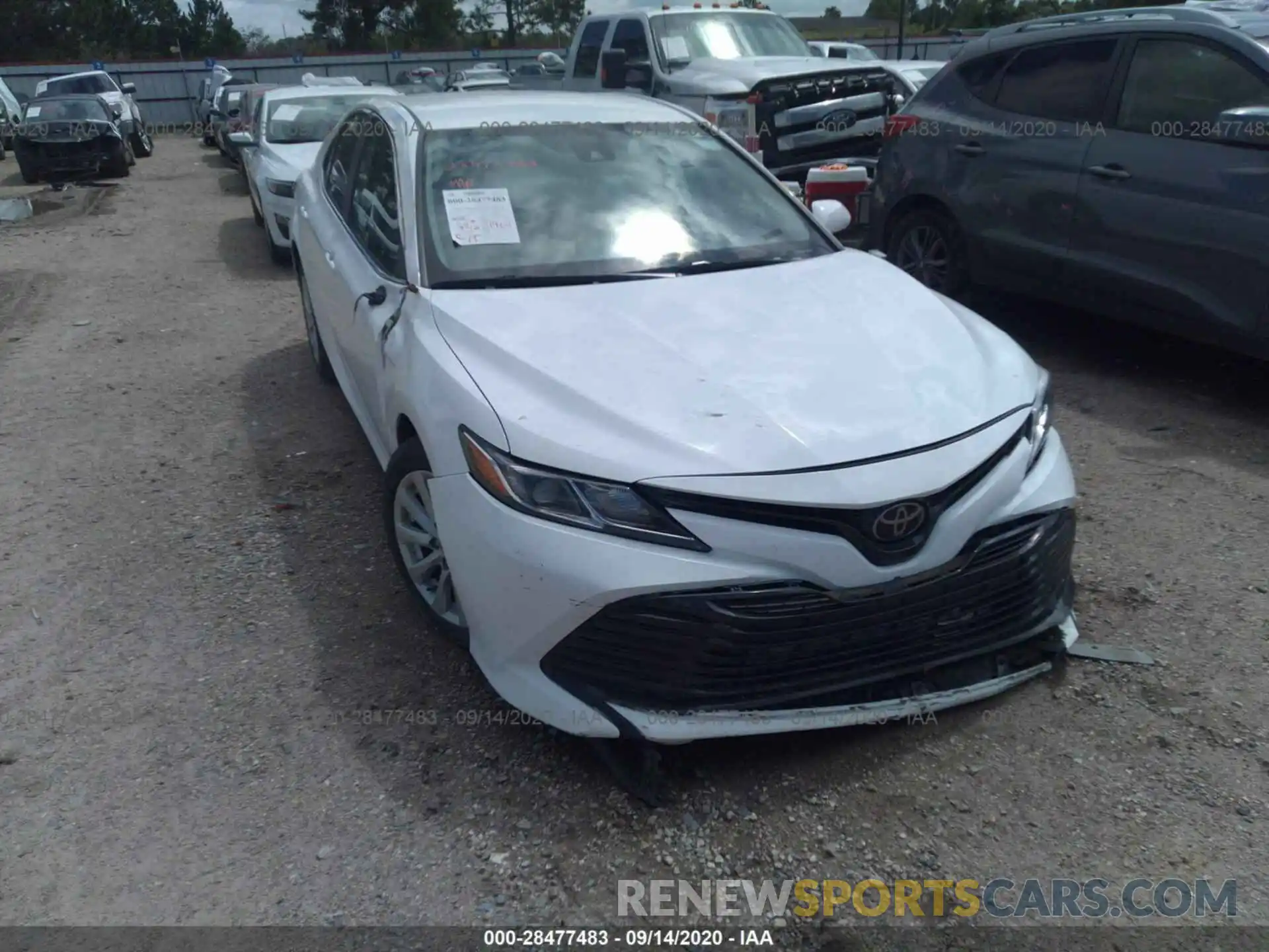 6 Photograph of a damaged car 4T1B11HK0KU241341 TOYOTA CAMRY 2019