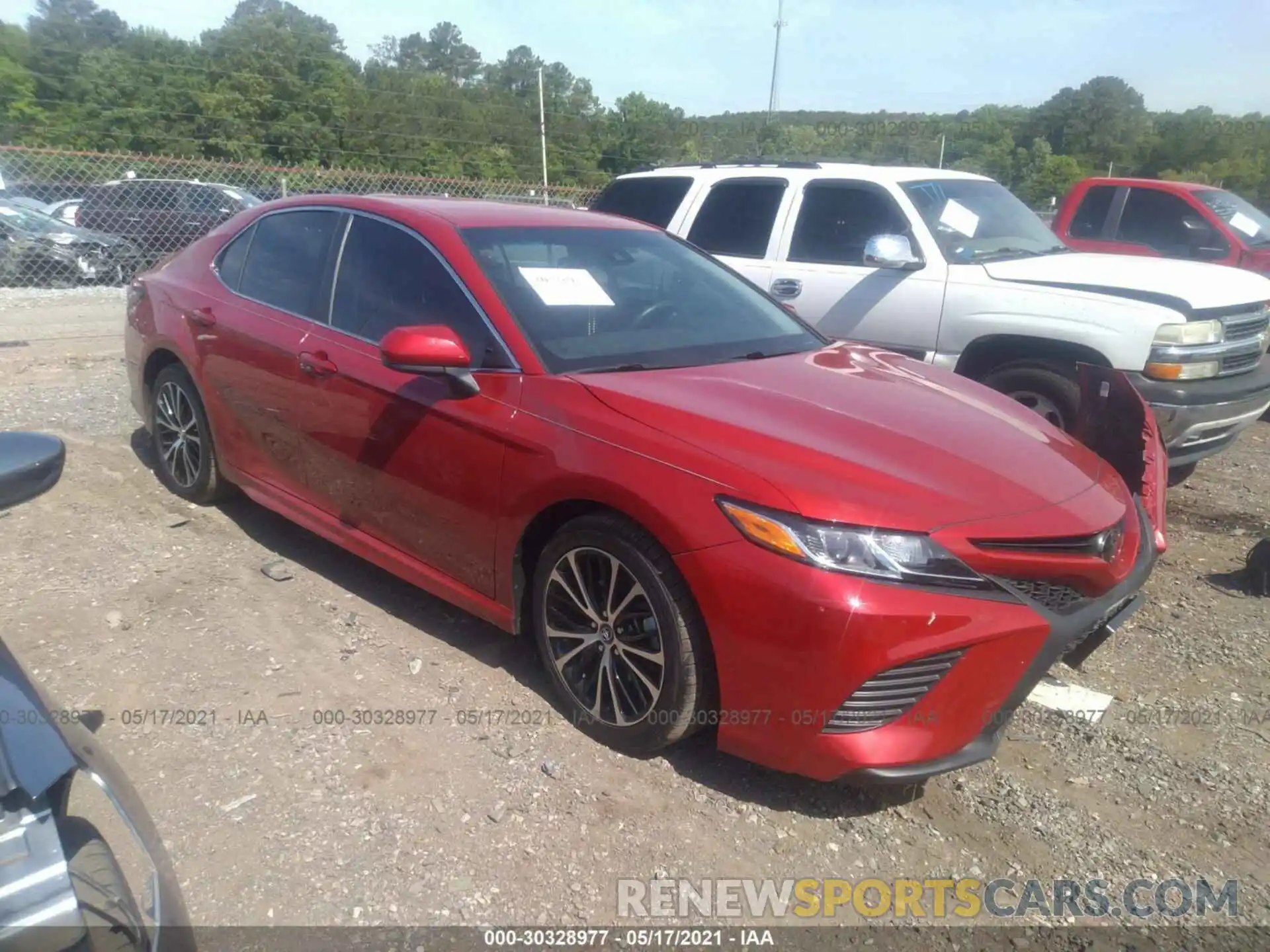 1 Photograph of a damaged car 4T1B11HK0KU244398 TOYOTA CAMRY 2019