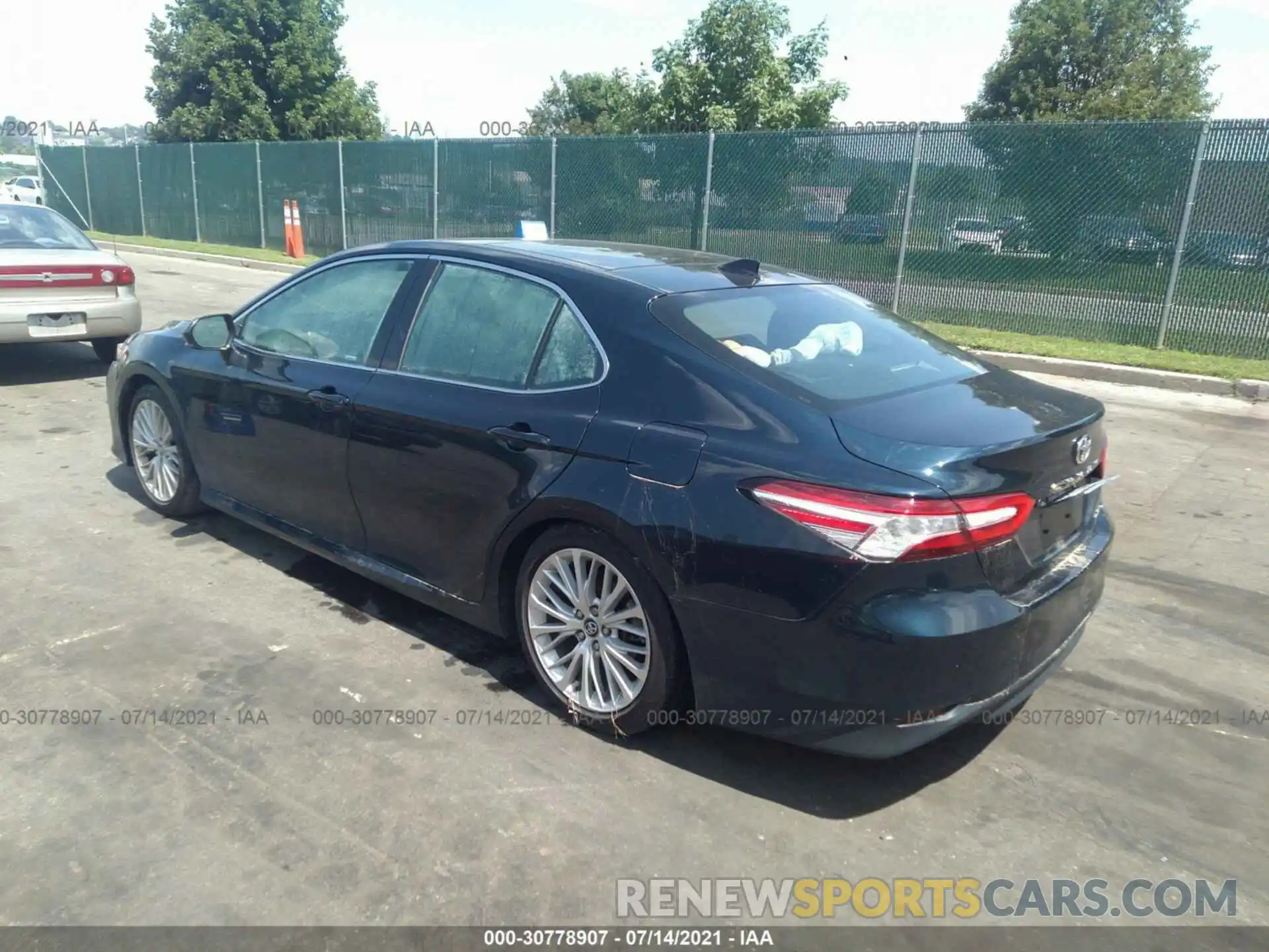 3 Photograph of a damaged car 4T1B11HK0KU244661 TOYOTA CAMRY 2019