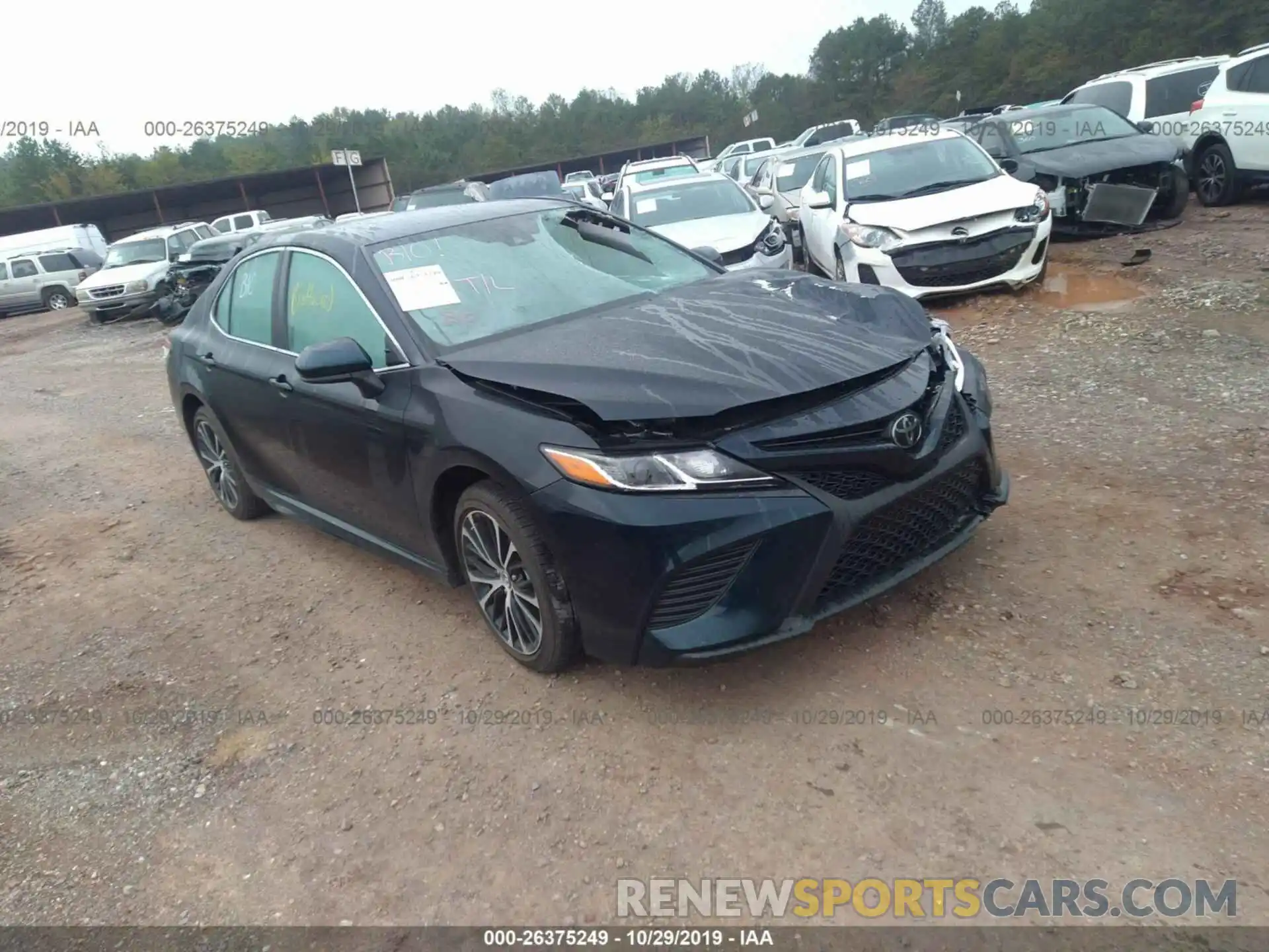 1 Photograph of a damaged car 4T1B11HK0KU246975 TOYOTA CAMRY 2019