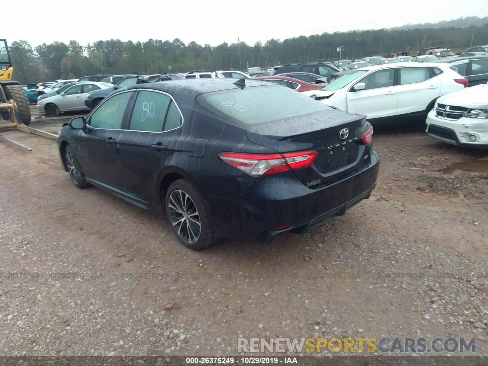 3 Photograph of a damaged car 4T1B11HK0KU246975 TOYOTA CAMRY 2019