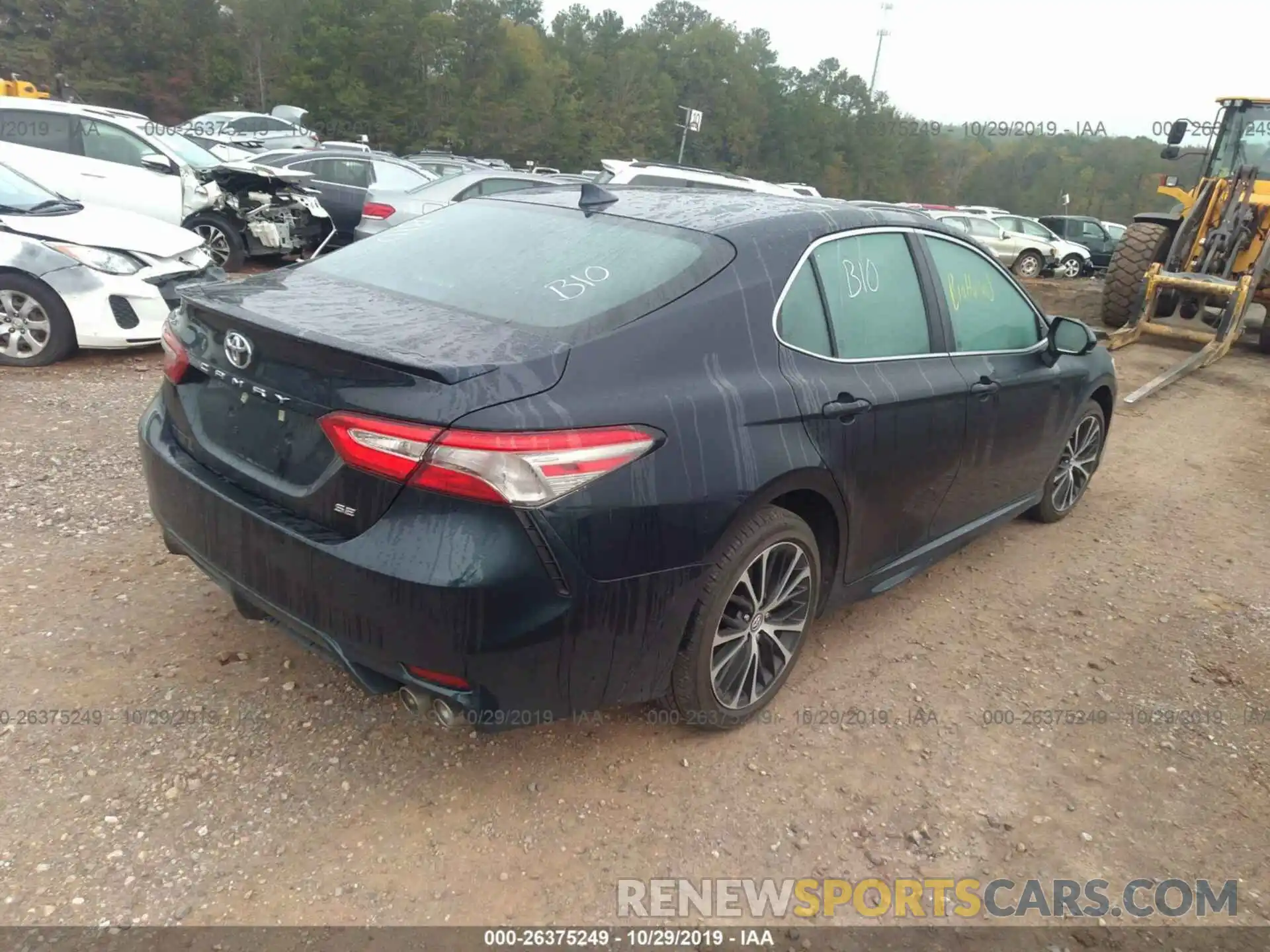 4 Photograph of a damaged car 4T1B11HK0KU246975 TOYOTA CAMRY 2019