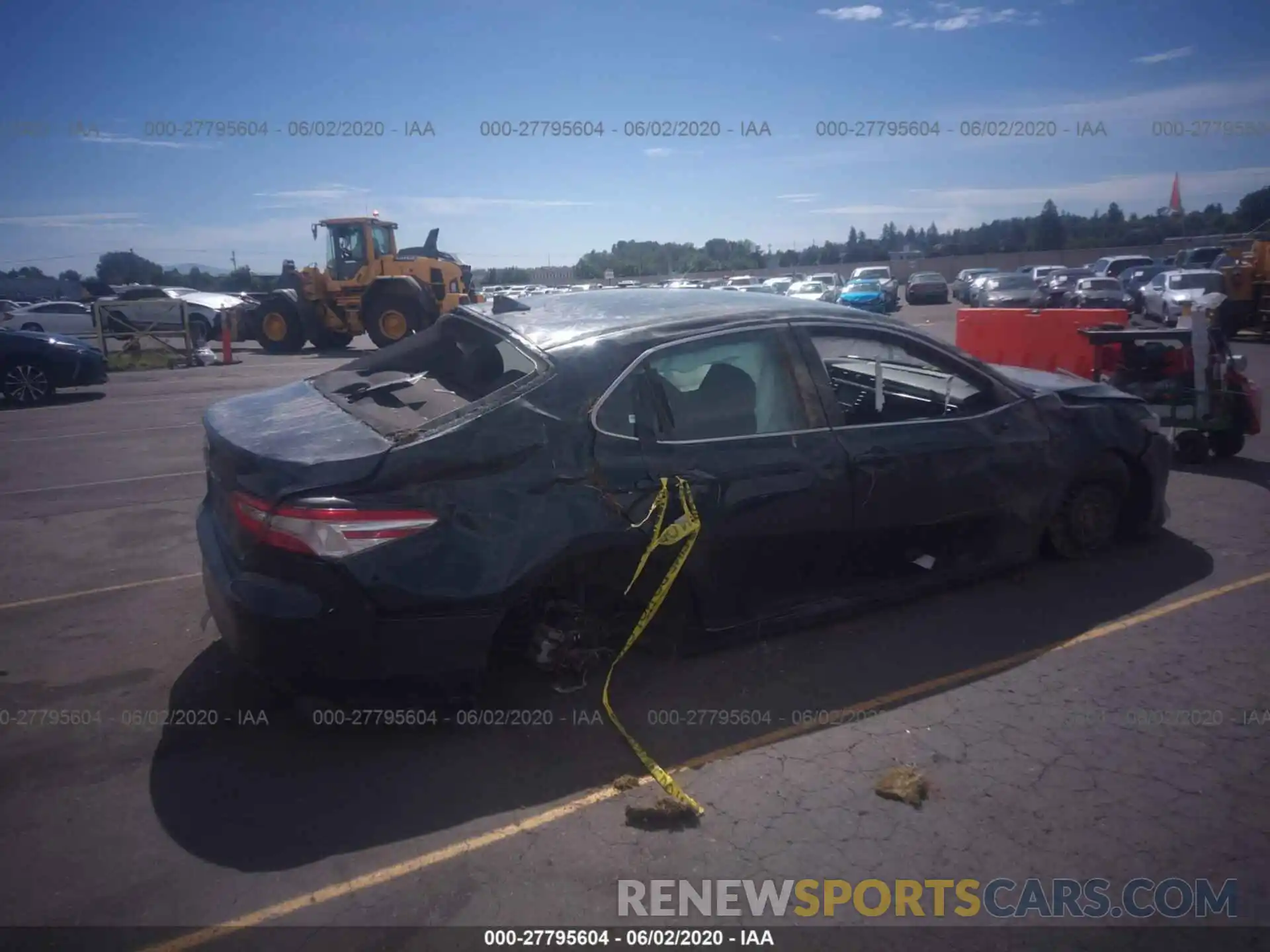 6 Photograph of a damaged car 4T1B11HK0KU247382 TOYOTA CAMRY 2019