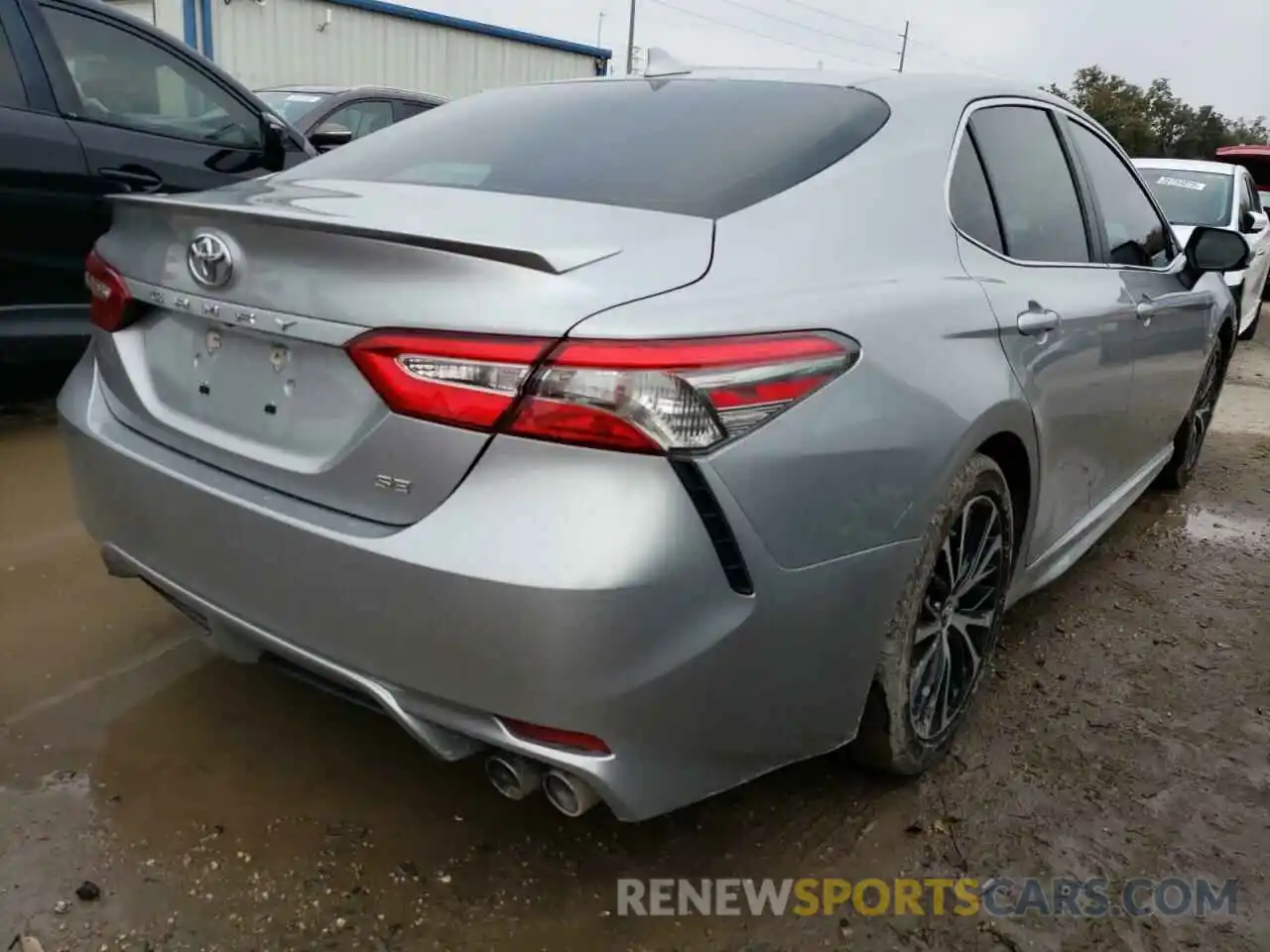 4 Photograph of a damaged car 4T1B11HK0KU249651 TOYOTA CAMRY 2019