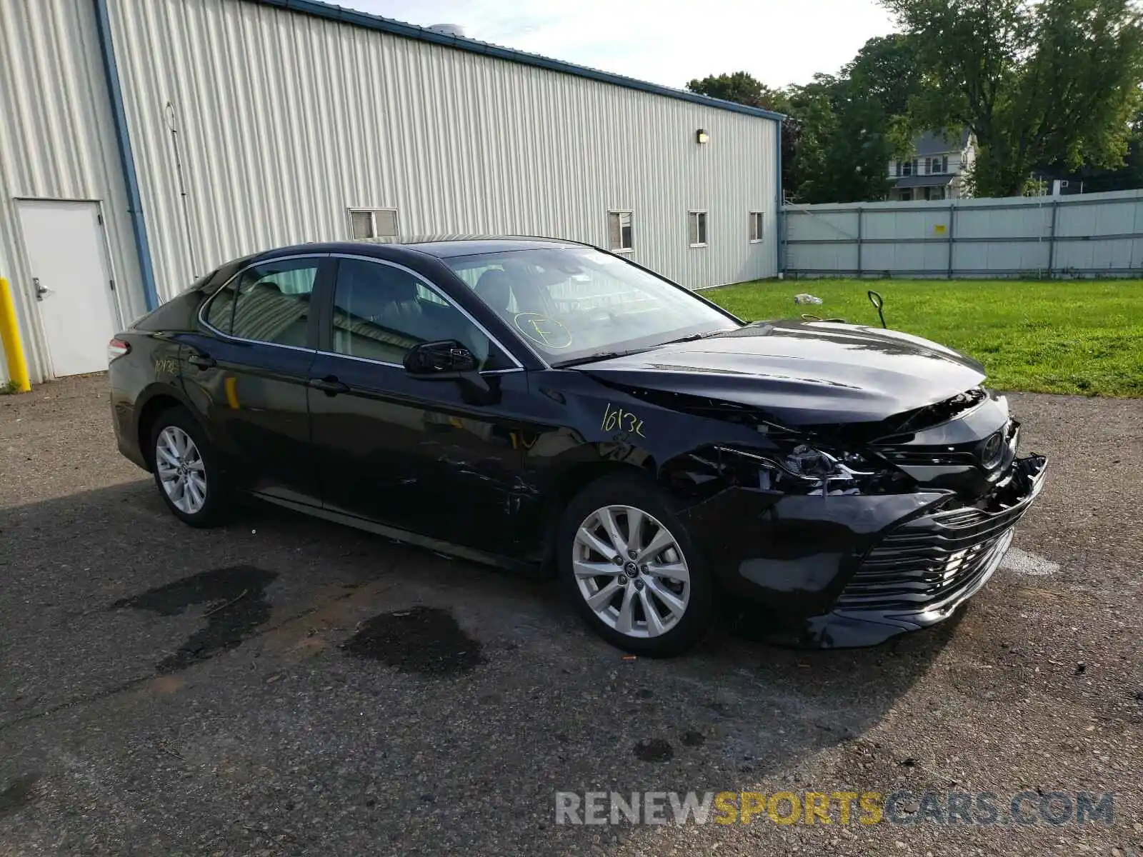 1 Photograph of a damaged car 4T1B11HK0KU251237 TOYOTA CAMRY 2019