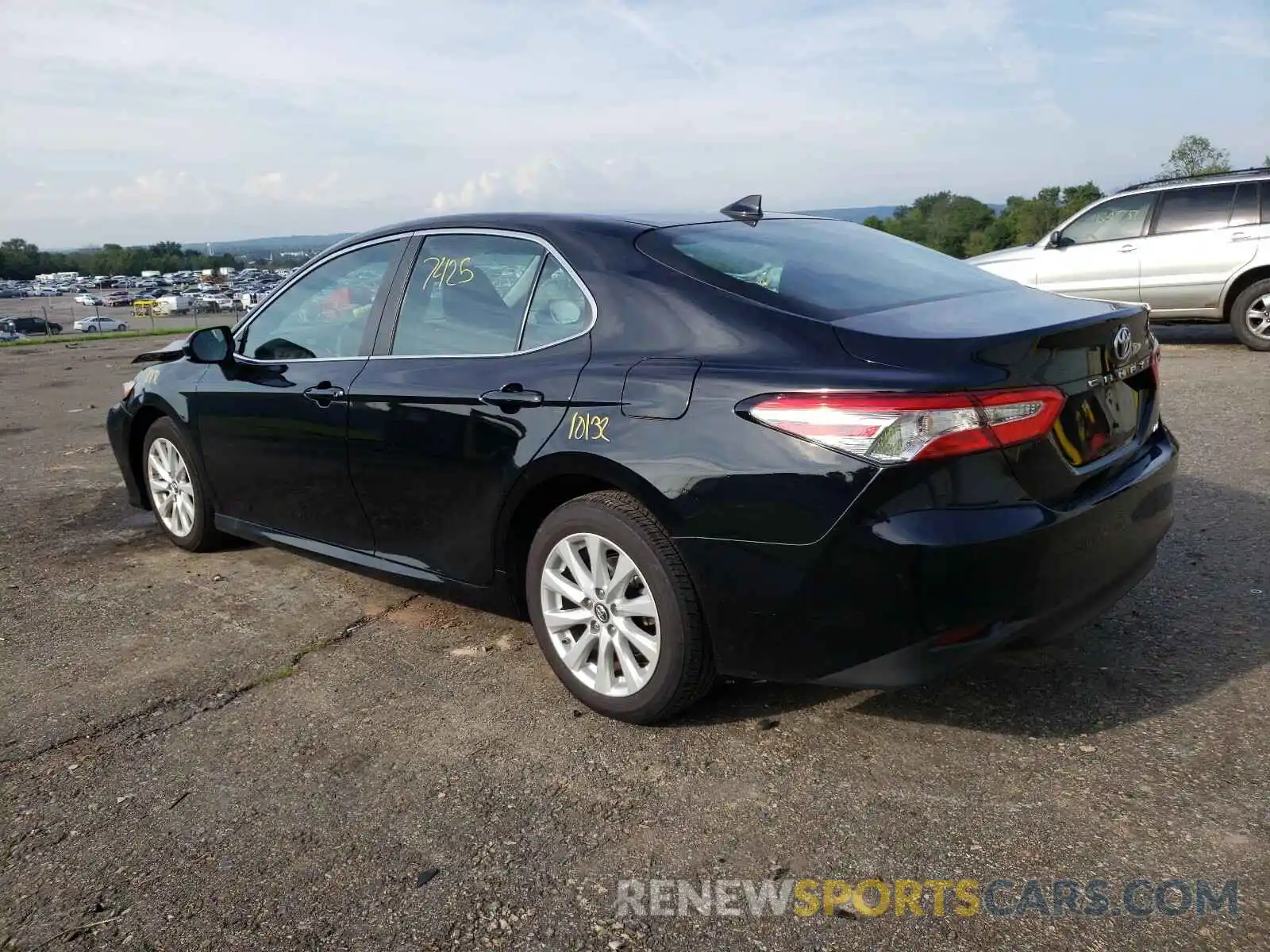 3 Photograph of a damaged car 4T1B11HK0KU251237 TOYOTA CAMRY 2019