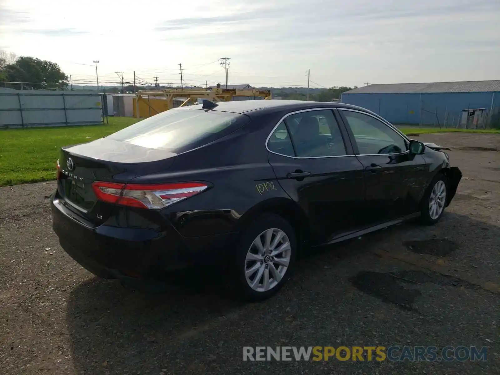 4 Photograph of a damaged car 4T1B11HK0KU251237 TOYOTA CAMRY 2019