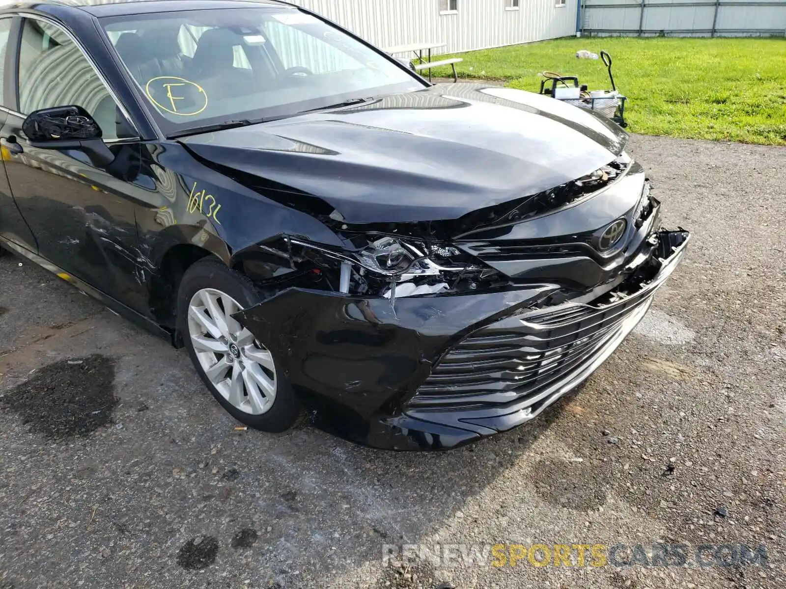 9 Photograph of a damaged car 4T1B11HK0KU251237 TOYOTA CAMRY 2019