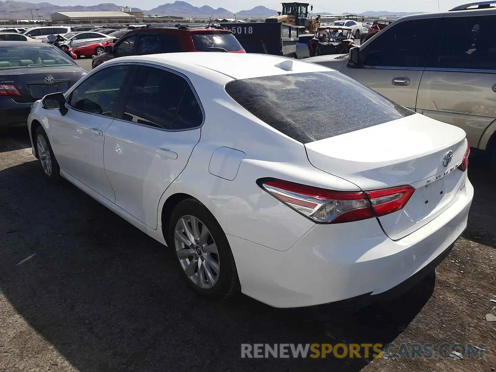 3 Photograph of a damaged car 4T1B11HK0KU251657 TOYOTA CAMRY 2019