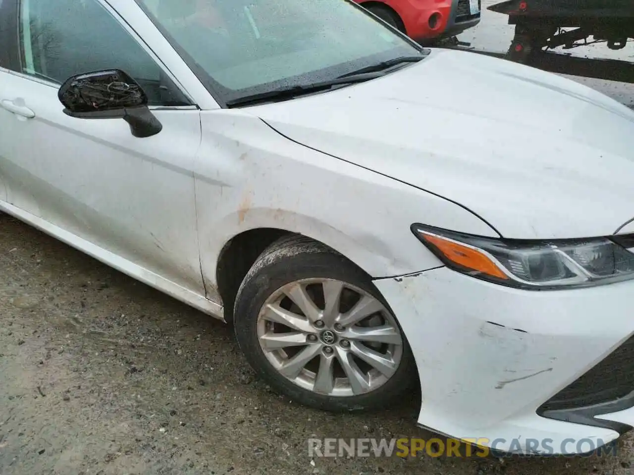 9 Photograph of a damaged car 4T1B11HK0KU251691 TOYOTA CAMRY 2019