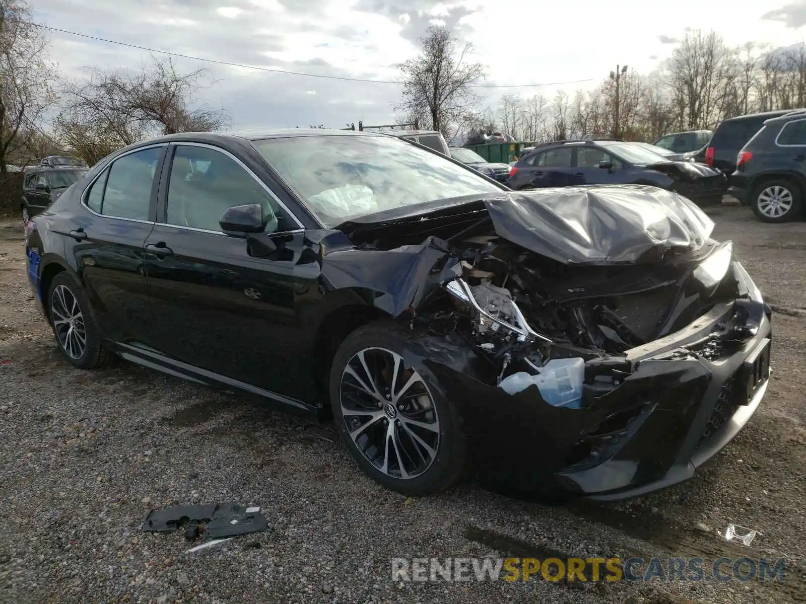 1 Photograph of a damaged car 4T1B11HK0KU252288 TOYOTA CAMRY 2019