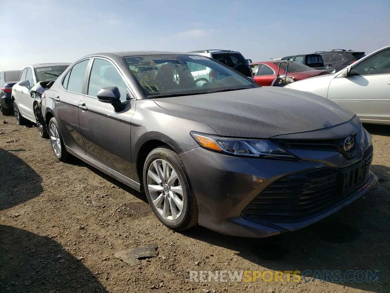 1 Photograph of a damaged car 4T1B11HK0KU252730 TOYOTA CAMRY 2019