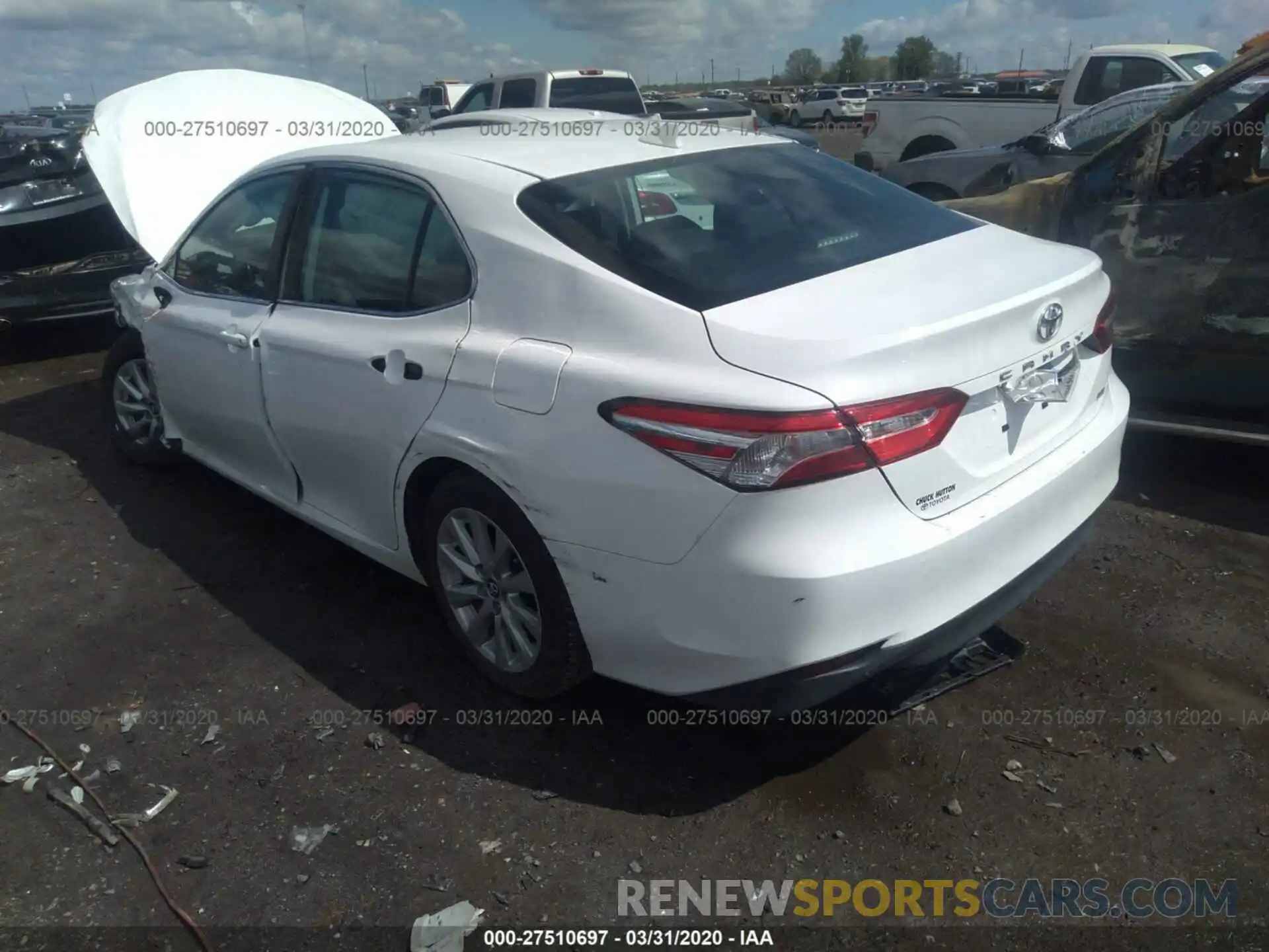 3 Photograph of a damaged car 4T1B11HK0KU253800 TOYOTA CAMRY 2019