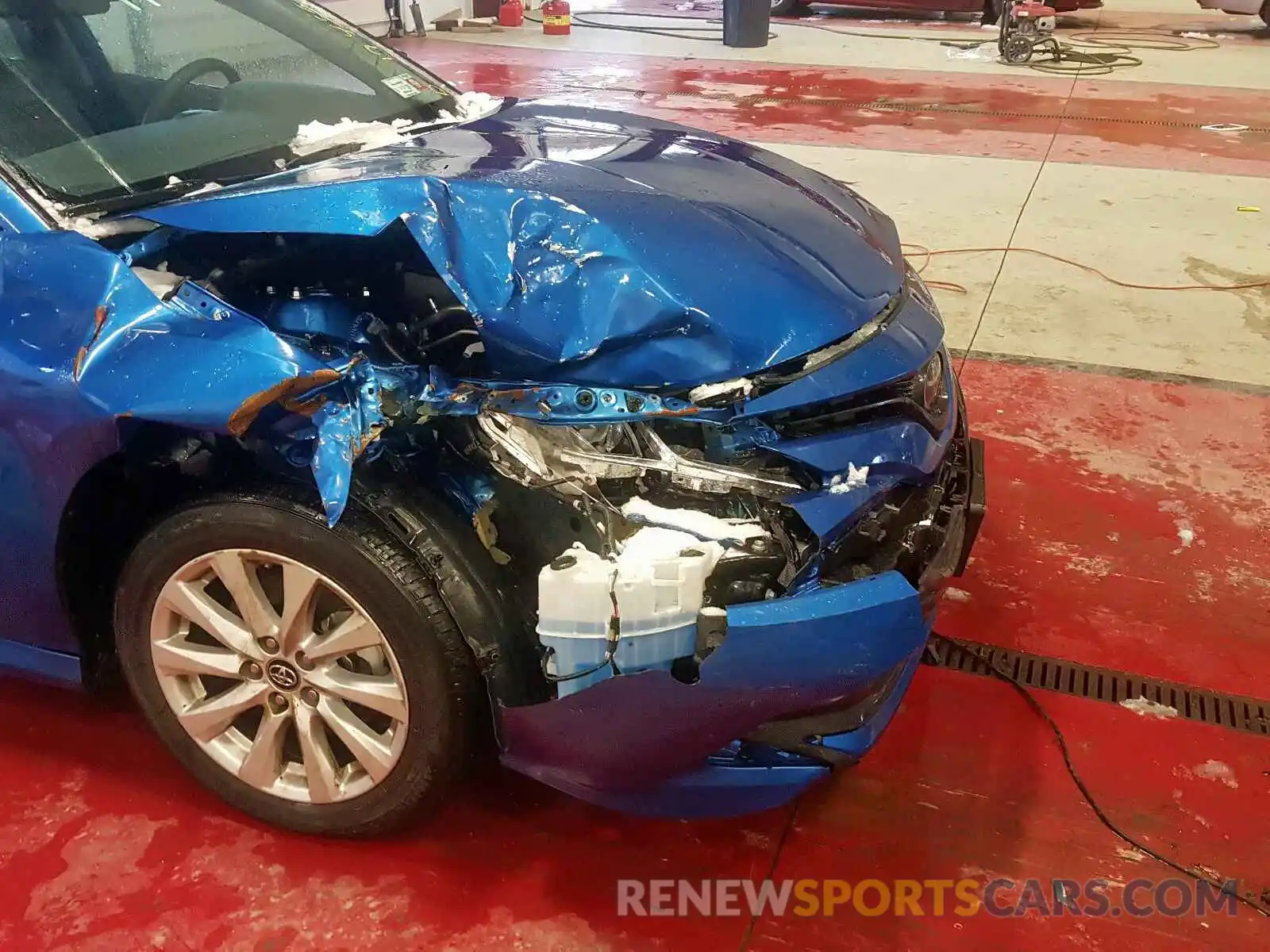 9 Photograph of a damaged car 4T1B11HK0KU254526 TOYOTA CAMRY 2019