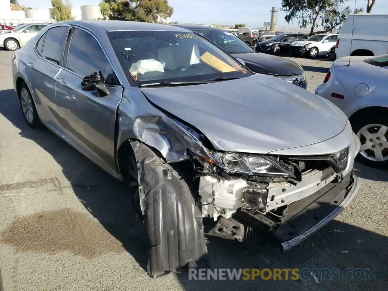 1 Photograph of a damaged car 4T1B11HK0KU256521 TOYOTA CAMRY 2019