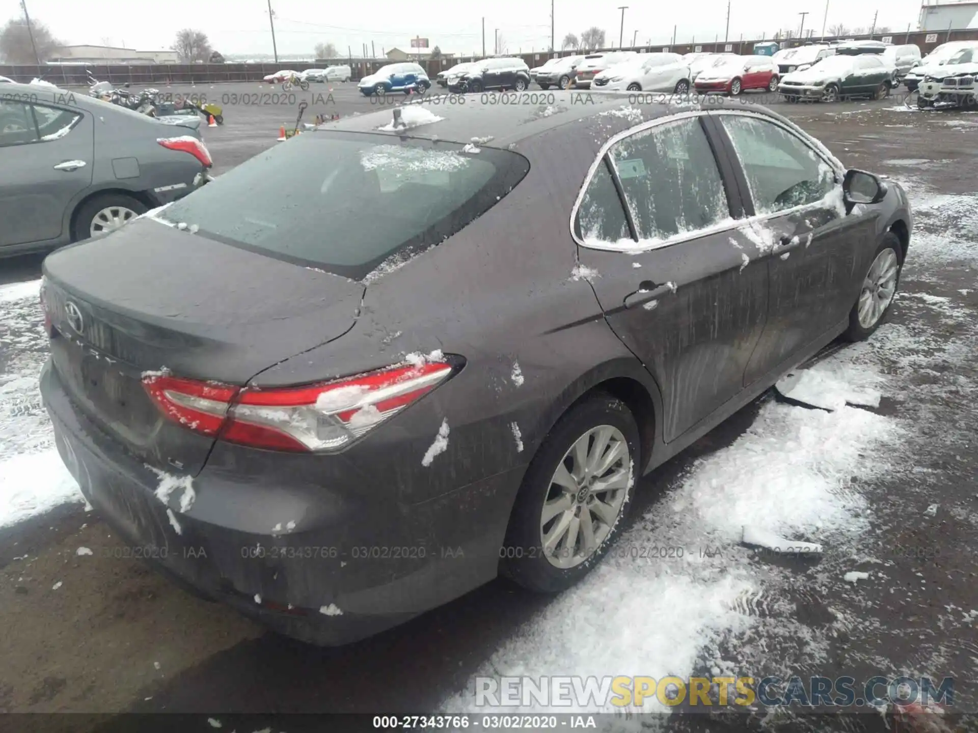 4 Photograph of a damaged car 4T1B11HK0KU257796 TOYOTA CAMRY 2019