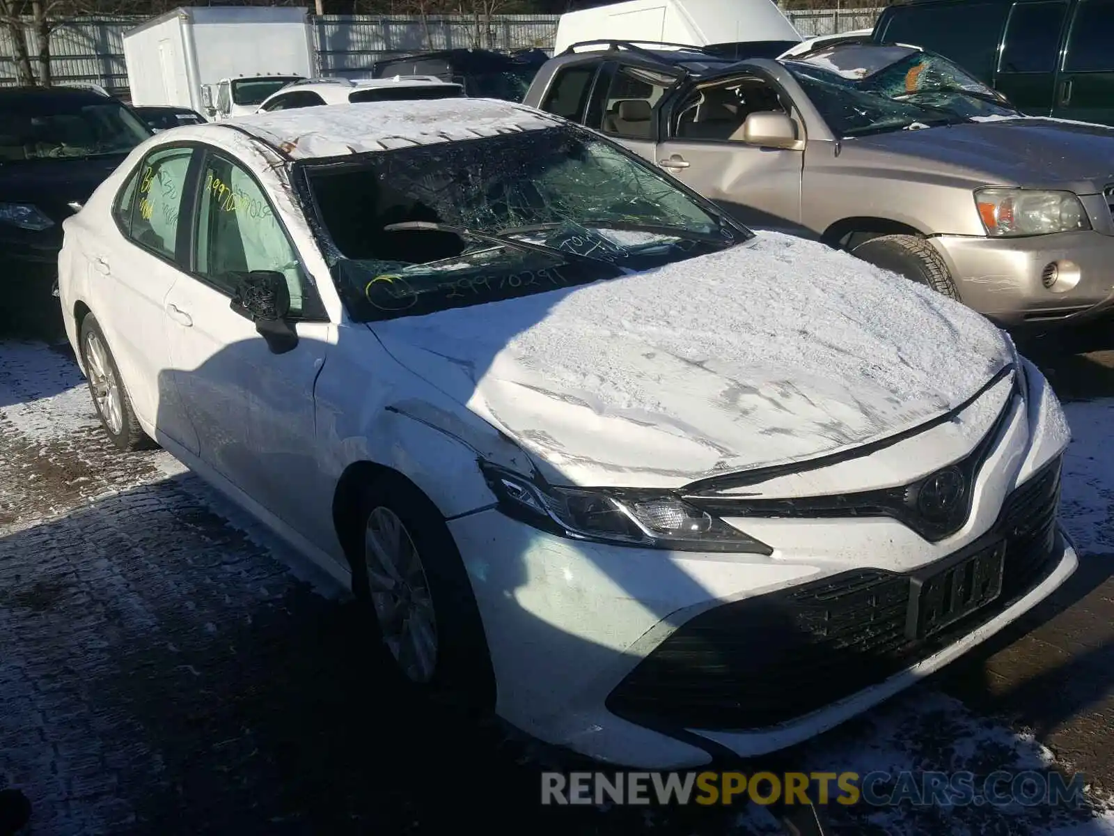 1 Photograph of a damaged car 4T1B11HK0KU258334 TOYOTA CAMRY 2019