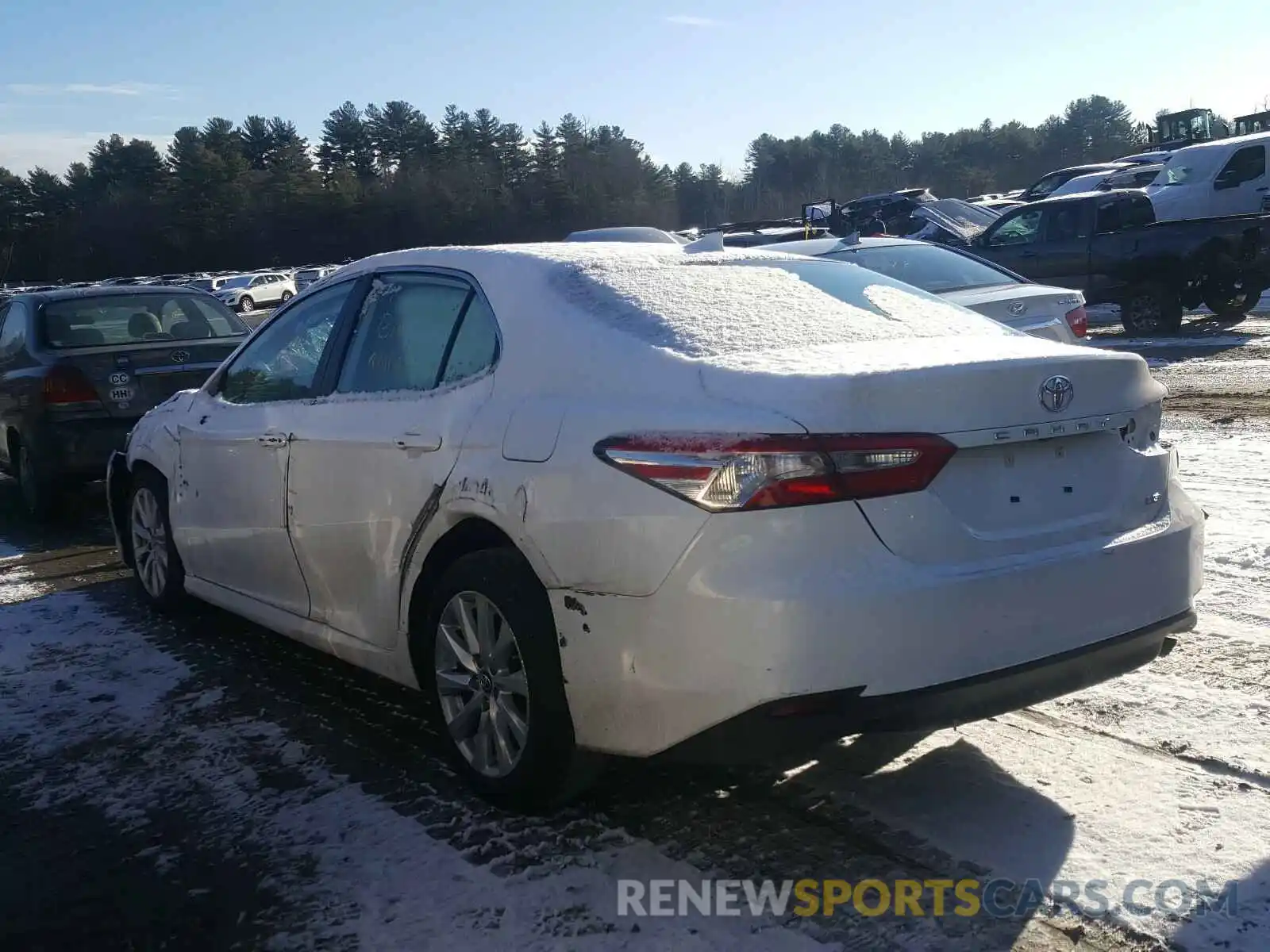 3 Photograph of a damaged car 4T1B11HK0KU258334 TOYOTA CAMRY 2019